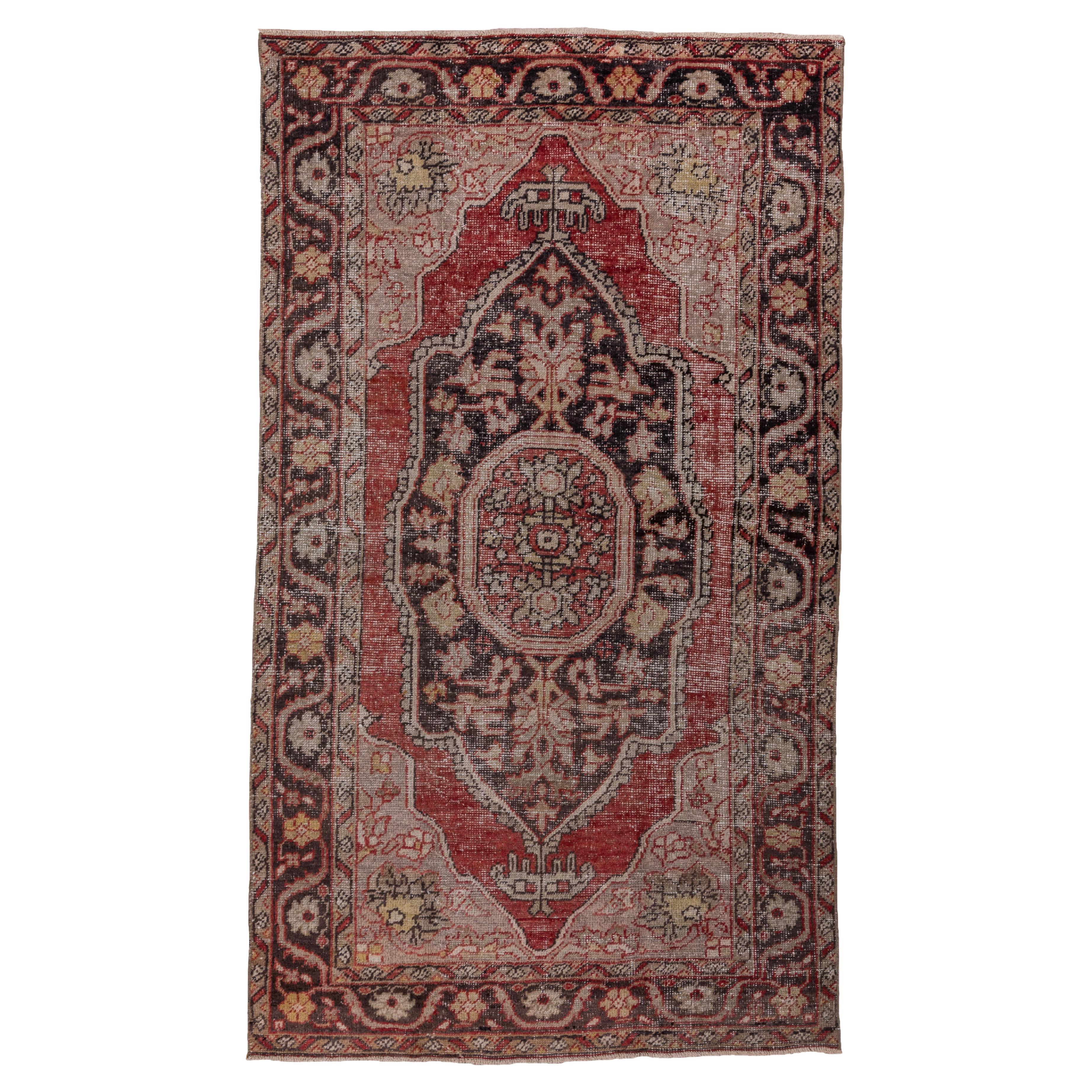 Antiker Teppich - Türkischer Oushak Rotes Blumenmedaillon