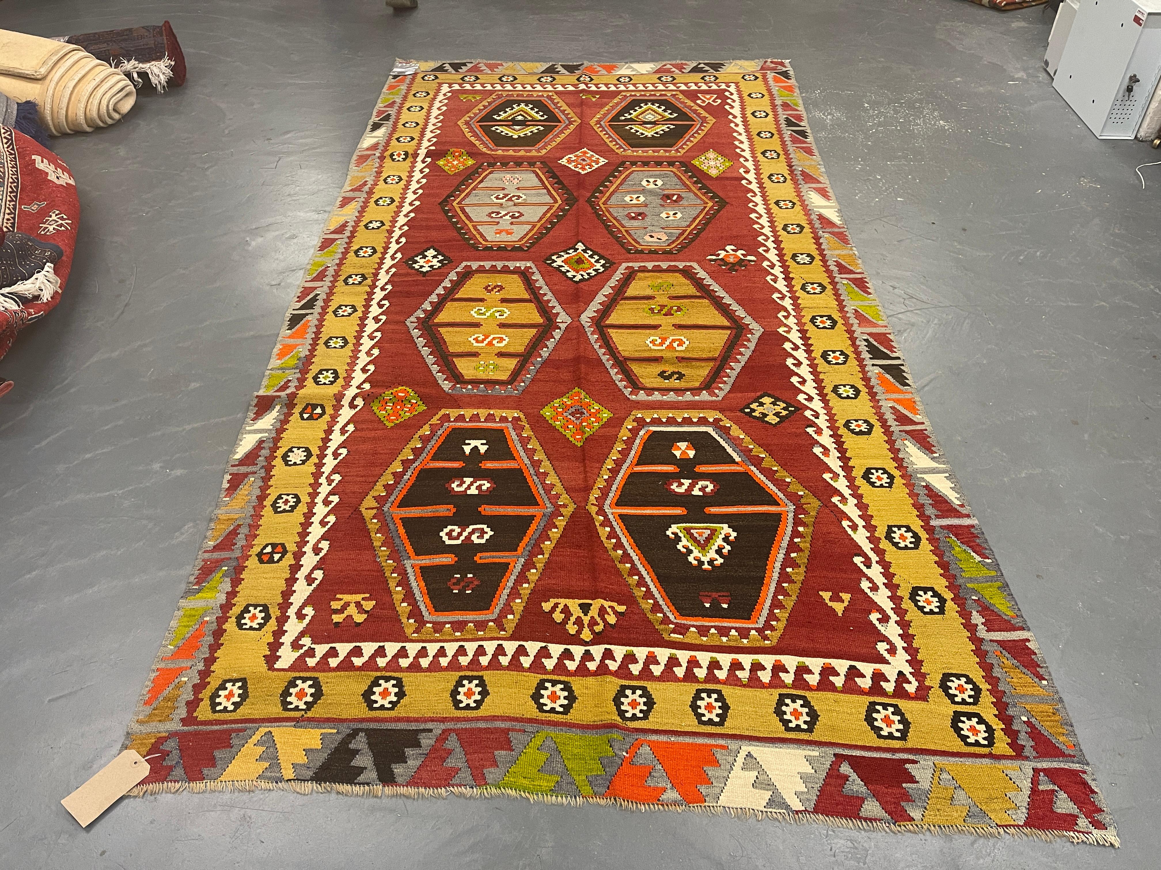 Antique Rug Anatolian Turkish Kilim Rug, Luxury Living Room Rug For Sale 5