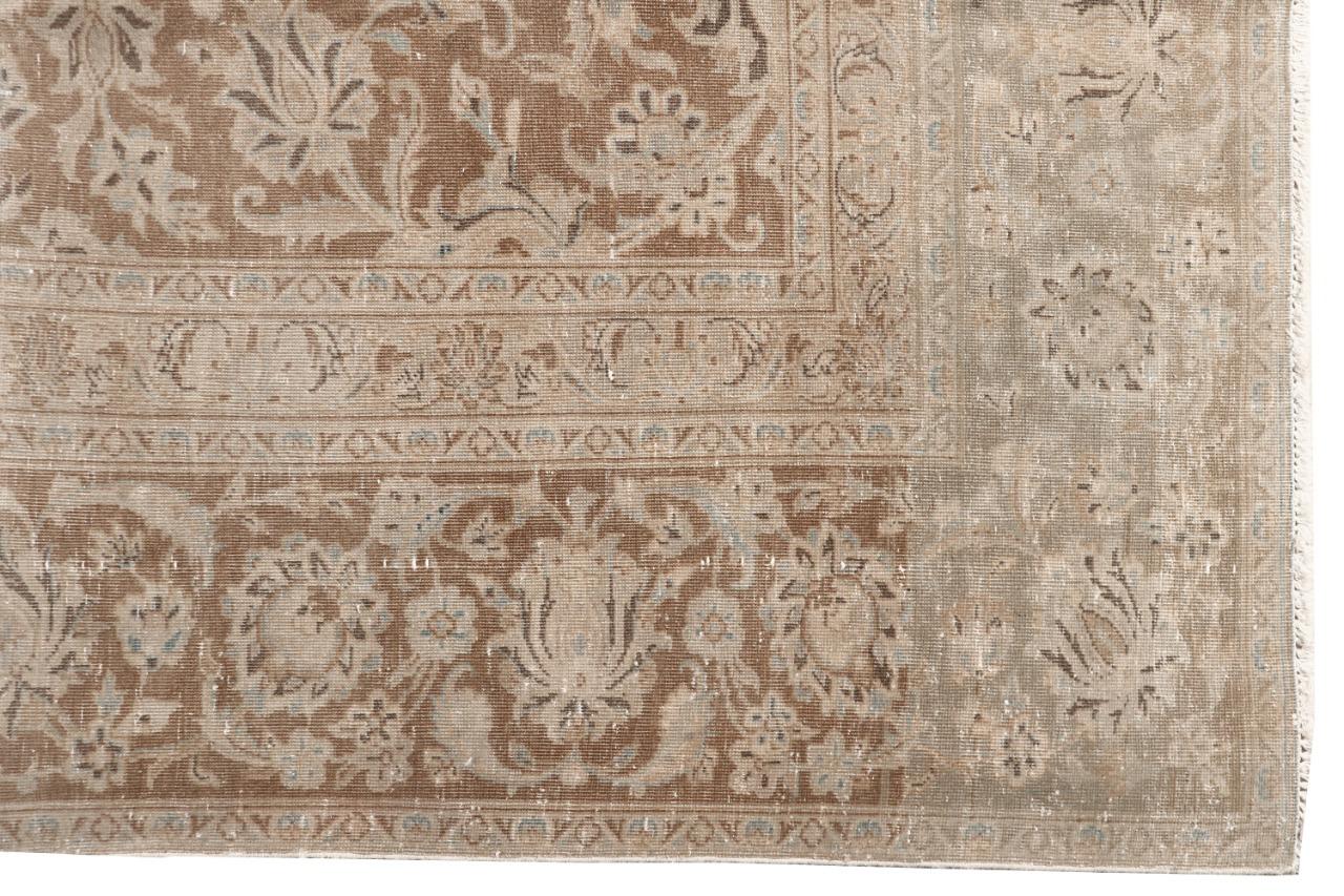 Tabriz Teppich Classic Vintage Teppich Muted Grau Beige Braun Handgeknüpft Neutral (Asiatisch) im Angebot