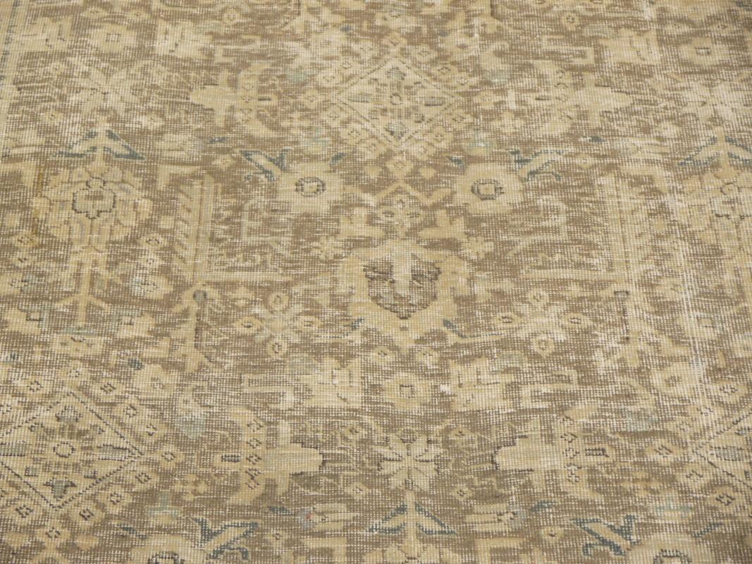 Tabriz Rug Classic Vintage Rug Muted Gray Beige Brown Hand Knotted Neutral In Good Condition For Sale In Lohr, Bavaria, DE