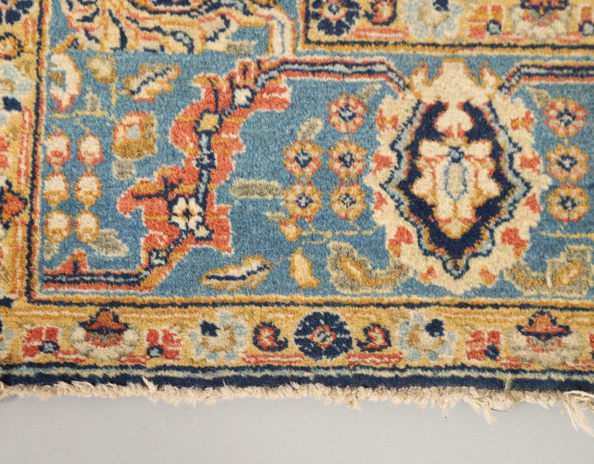 Antiker Teppich Creme Exklusiver Handgefertigter Teppich Dekorativer Flächenteppich  (Viktorianisch) im Angebot