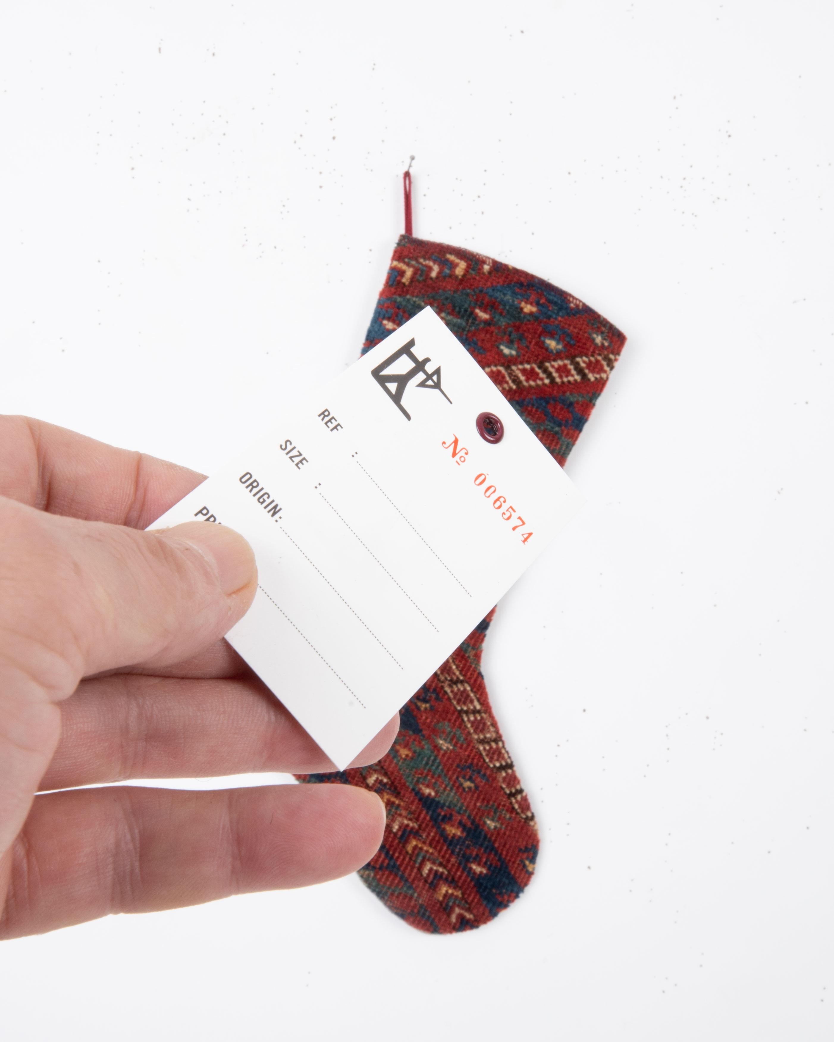 Turkmène Fragment de tapis ancien bas de Noël en vente