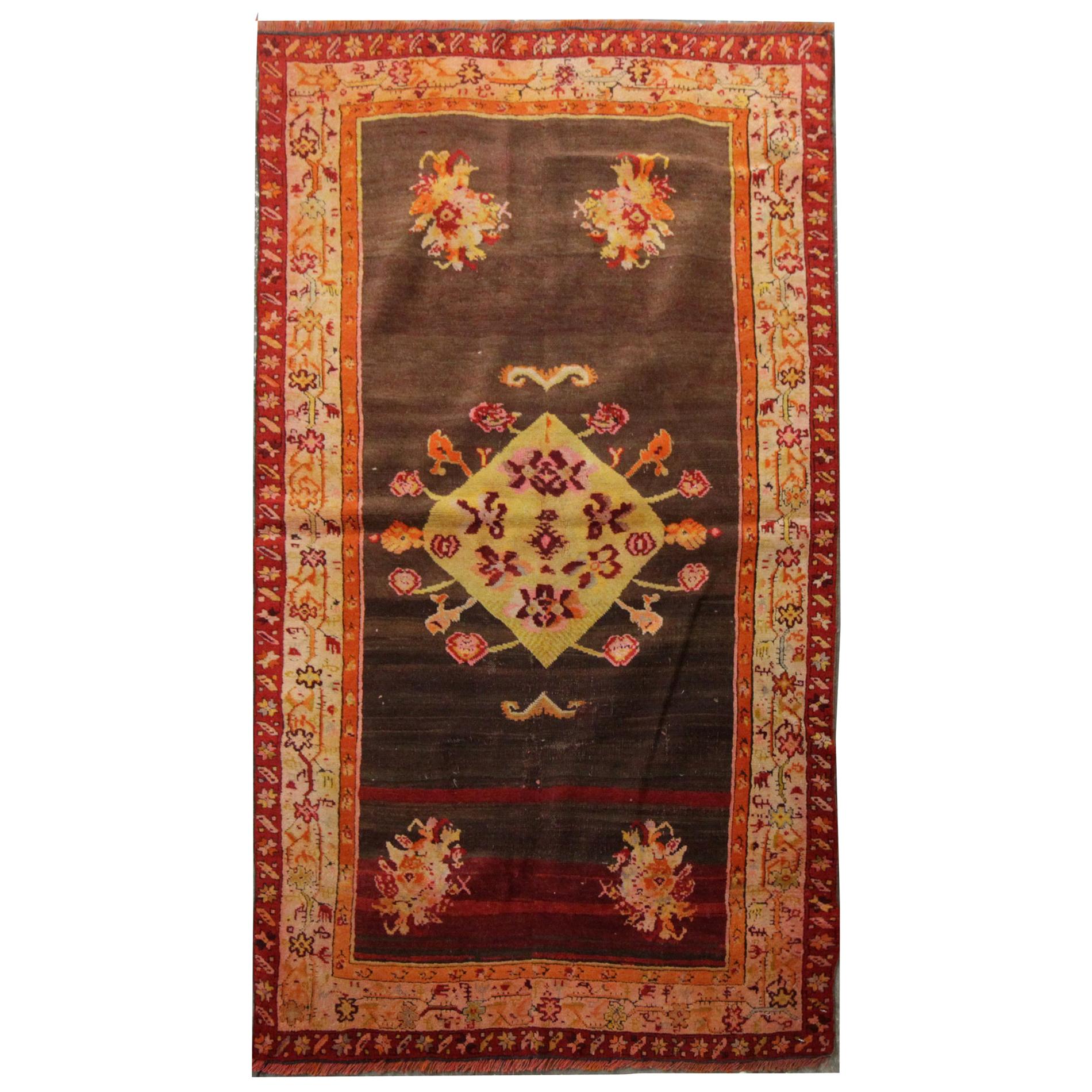 Antique Rug, Handmade Carpet Central Medallion Oriental Living Room Rugs Sale For Sale