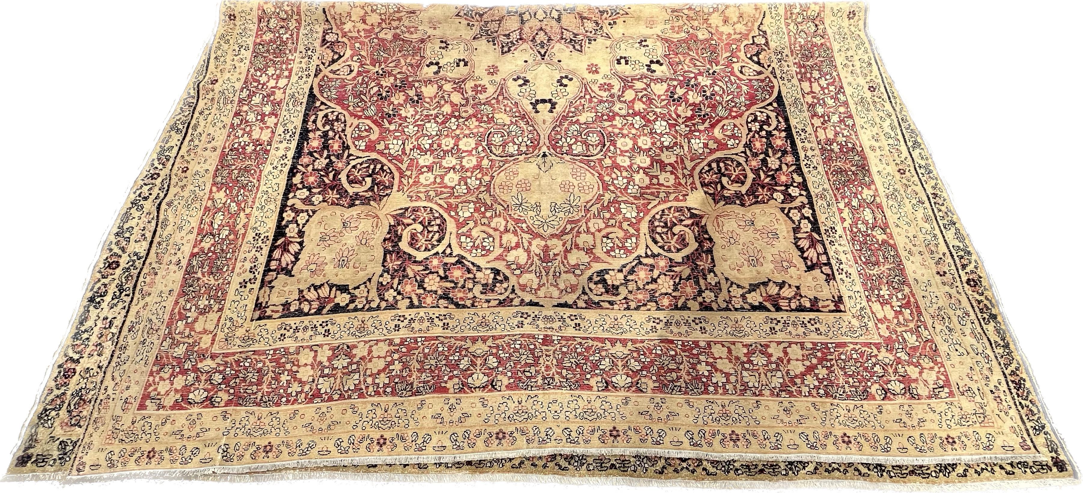 Antique Rug  Kirman Raver. Late 19th For Sale 4
