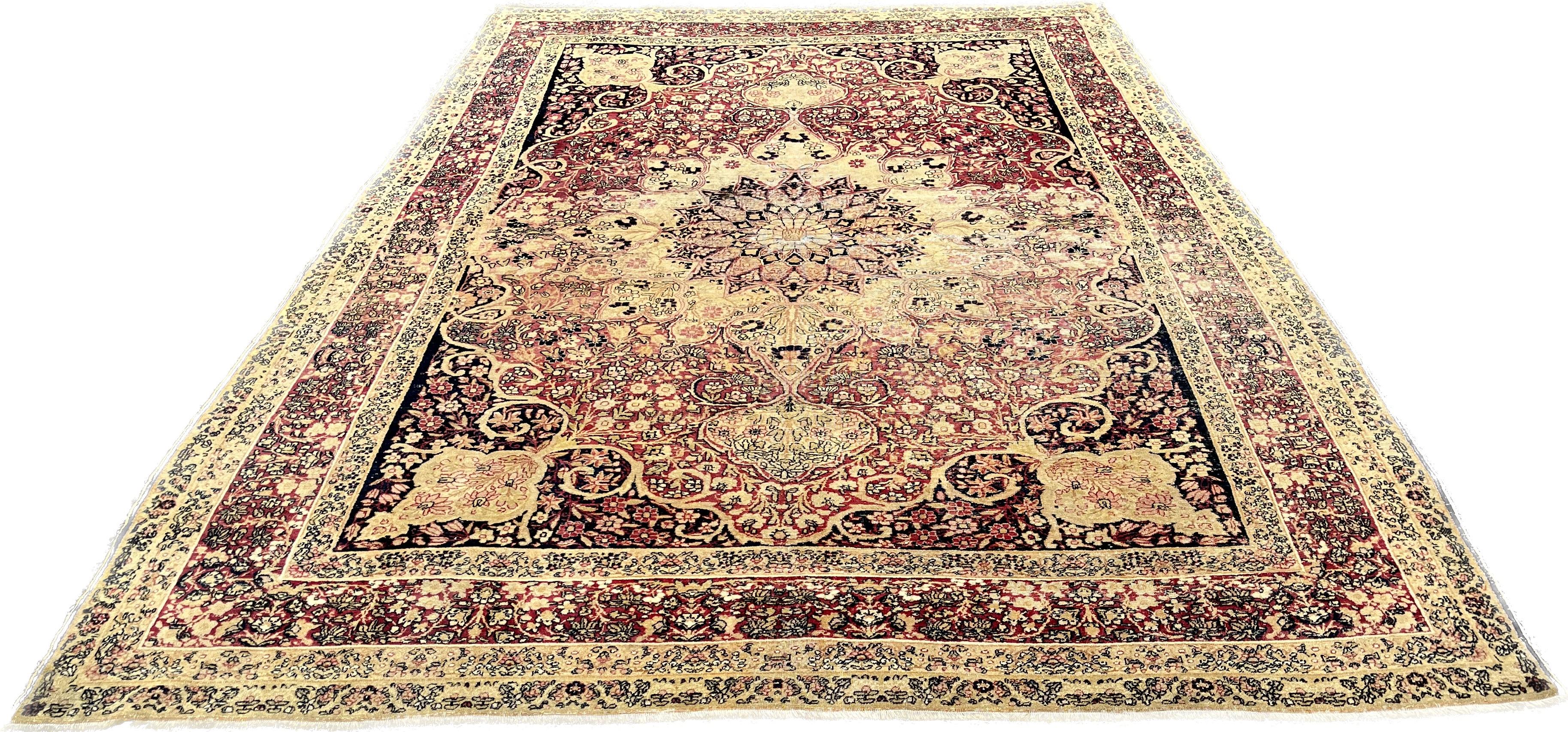 Wool Antique Rug  Kirman Raver. Late 19th For Sale