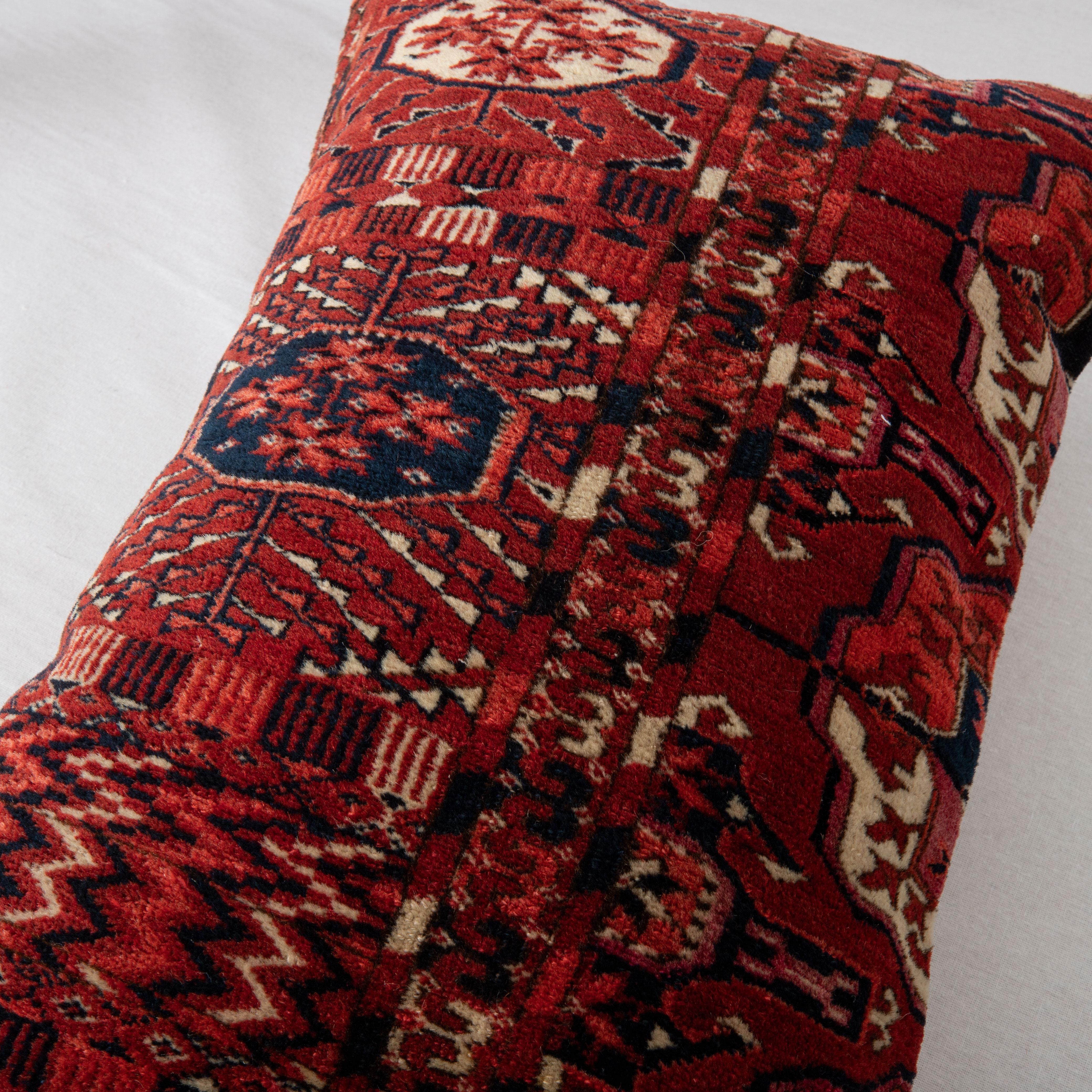 Antique Rug Pillowcase Made from a Late 19th C. Turkmen Tekke Tribe Rug Fragment In Good Condition For Sale In Istanbul, TR