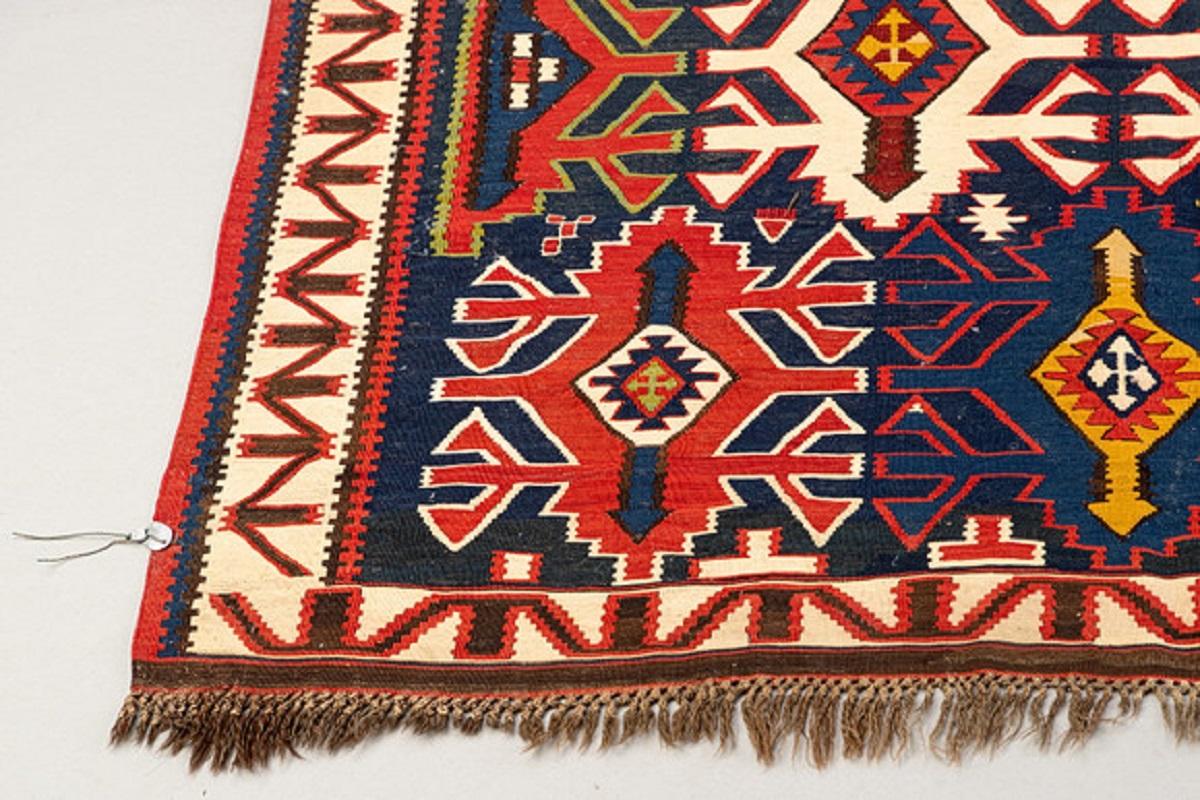 Early 20th Century Antique Rug, Quba Kilim Rugs, Azerbaijani Handmade Geometric Oriental Rug For Sale