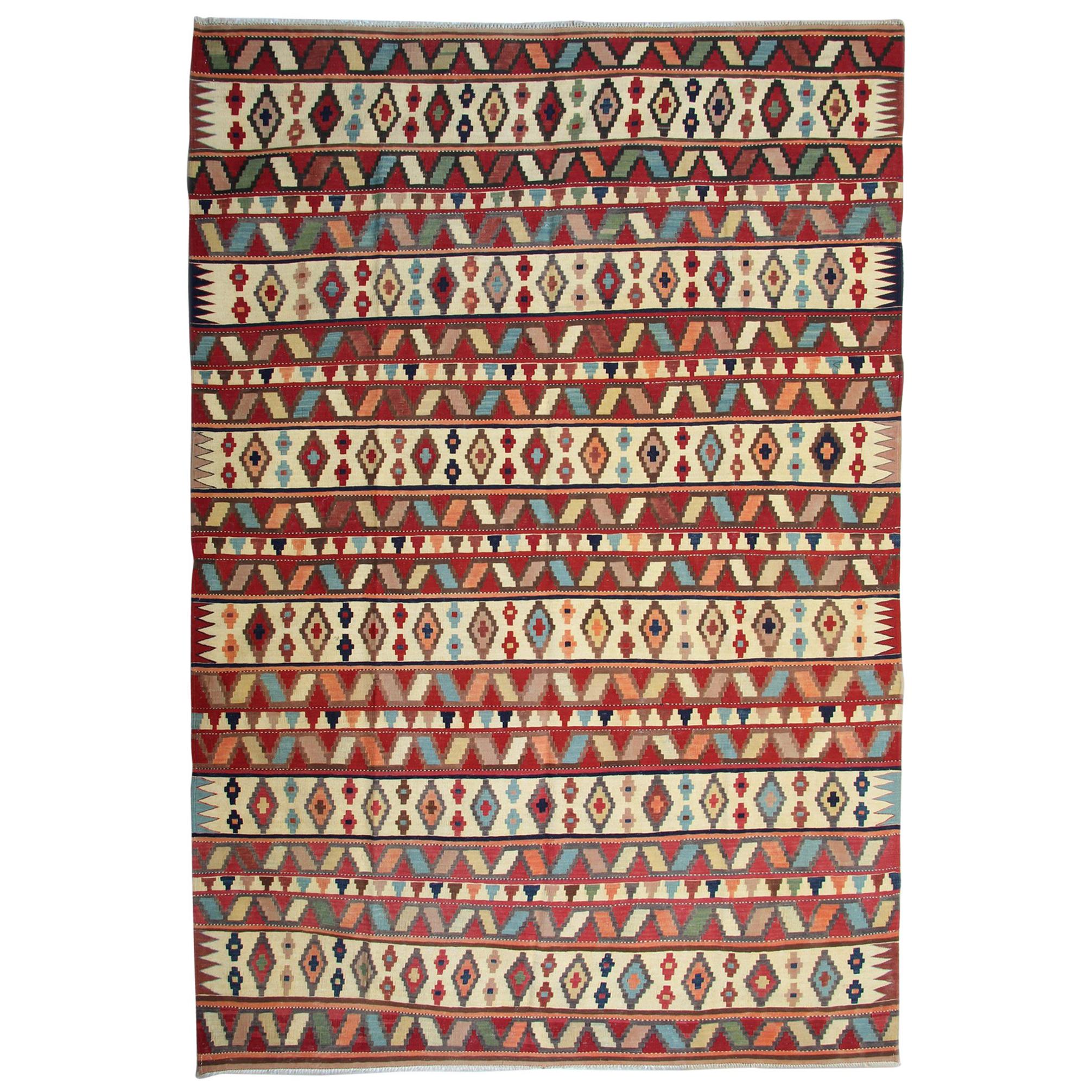 Tapis ancien, tapis oriental vintage, tapis Kilim rayé, tapis caucasien fait main