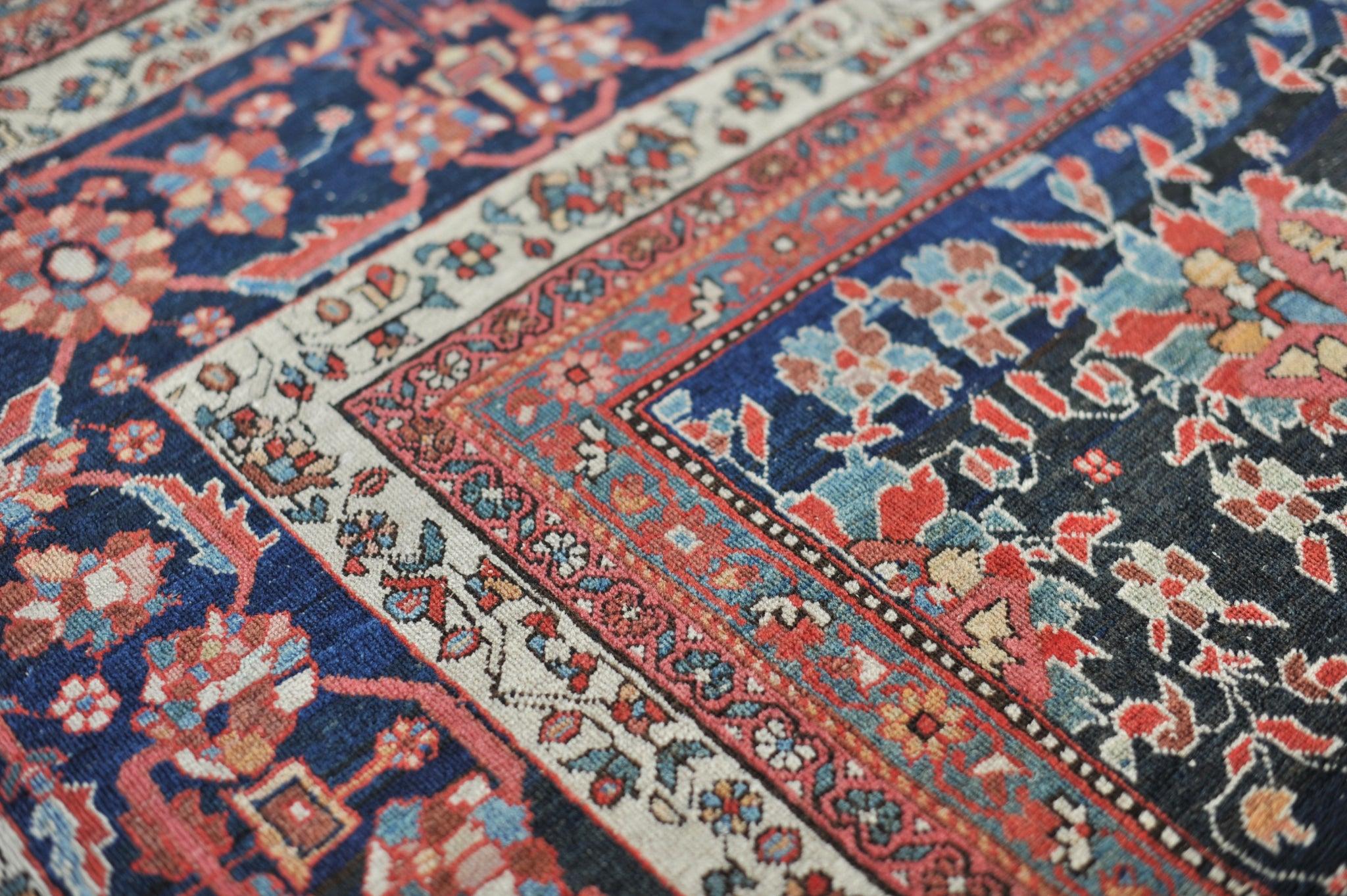 20th Century Antique Rug with Gorgeous Medallion and Variations of Strawberry Field, c.1910's For Sale
