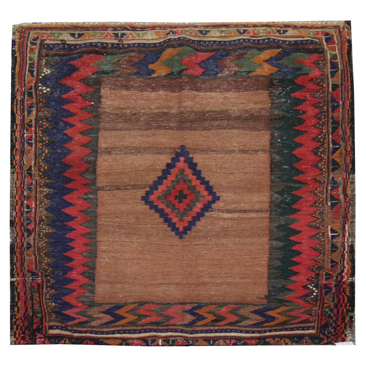 Tapis anciens, tapis en laine marron « Sofreh », petit tapis carré Kilims