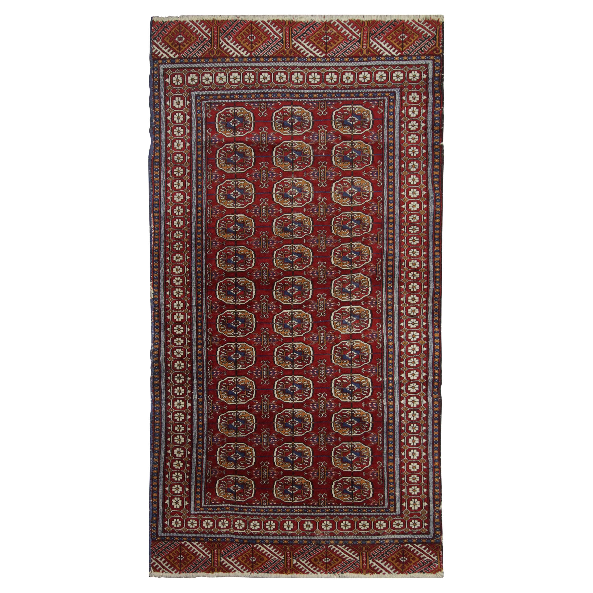 Antiker Bukhara Teppich, handgewebter orientalischer Teppich aus roter Wolle