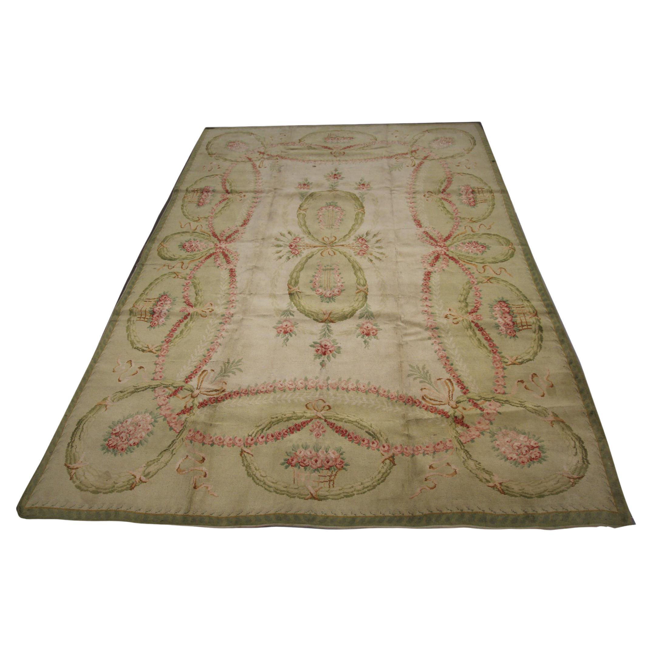 Antike Teppiche, französischer Savonnerie-Teppich, beigefarbener geblümter Teppich
