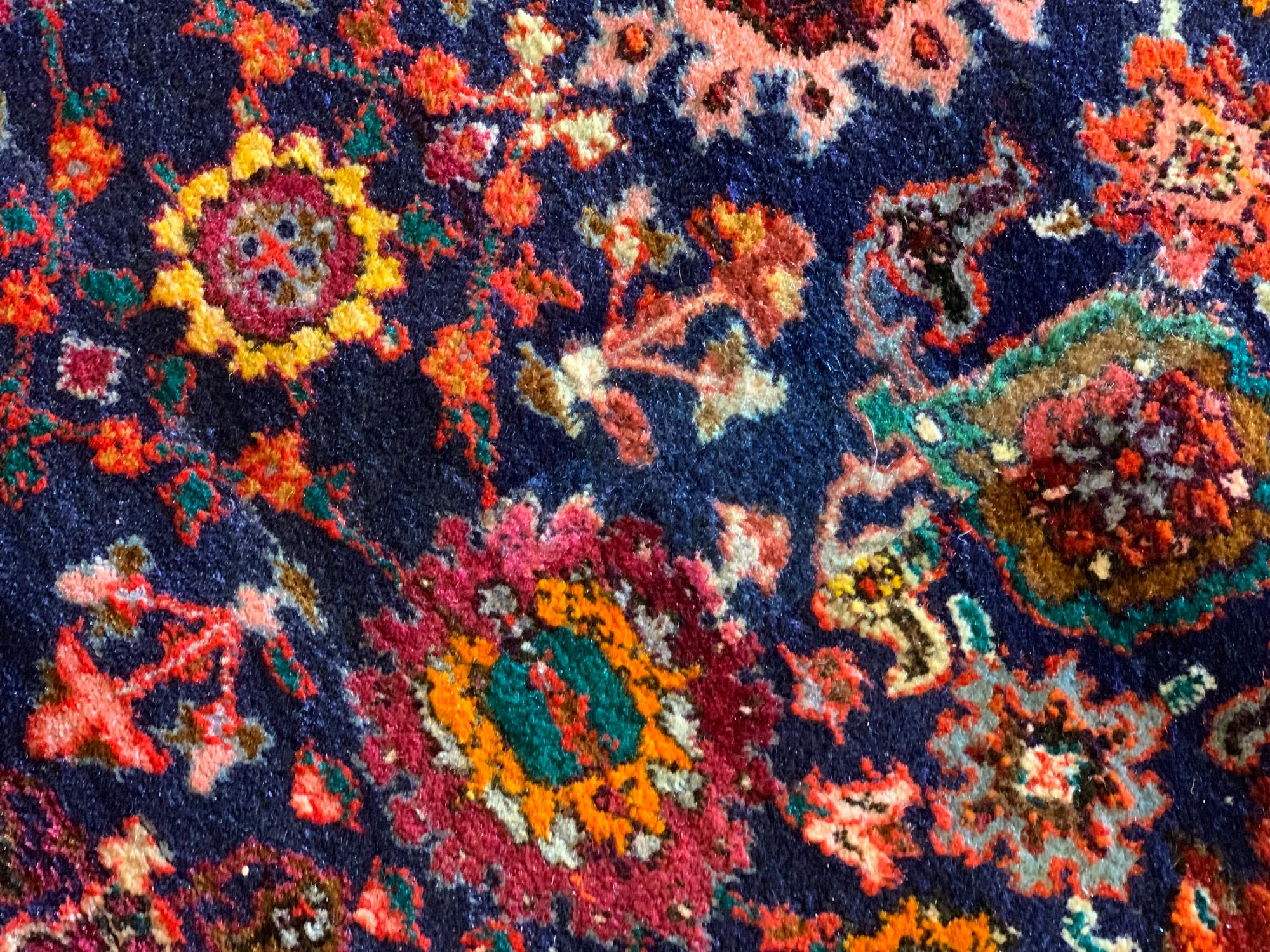Antique Rugs Hand-Knotted Wool Area Oriental Traditional Floral Carpet In Excellent Condition In Hampshire, GB