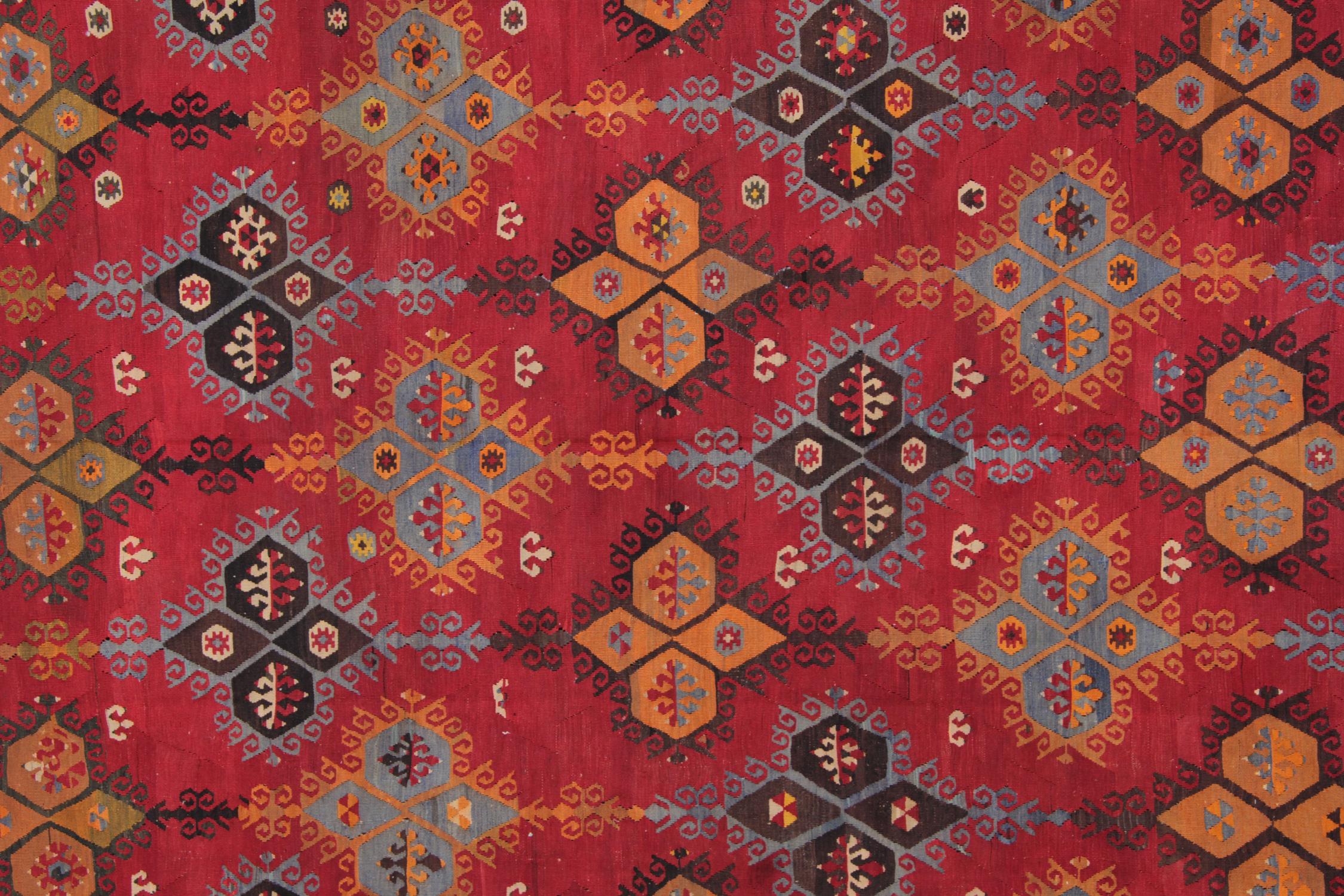 Antique Turkish Kilim Red Rug, Hand-Made and Hand-Dyed in Anatolia  In Excellent Condition In Hampshire, GB