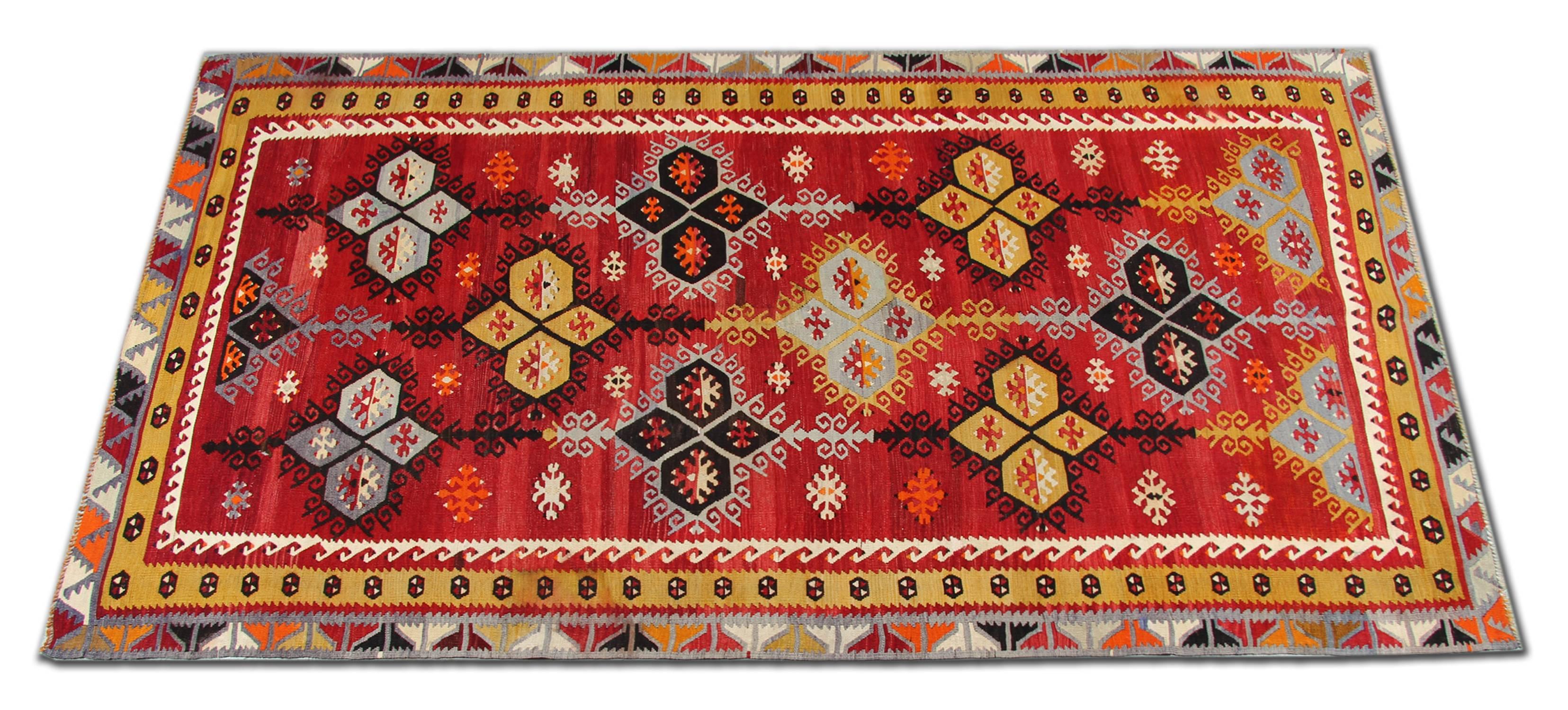 The handmade carpet Sarkilsa Kilim rugs are one of the most decorative rugs, Turkish Kilim can be an additional element of design to one's home decor. 
Most oriental rug Kilims can always be in harmony with the interior and will be complementary