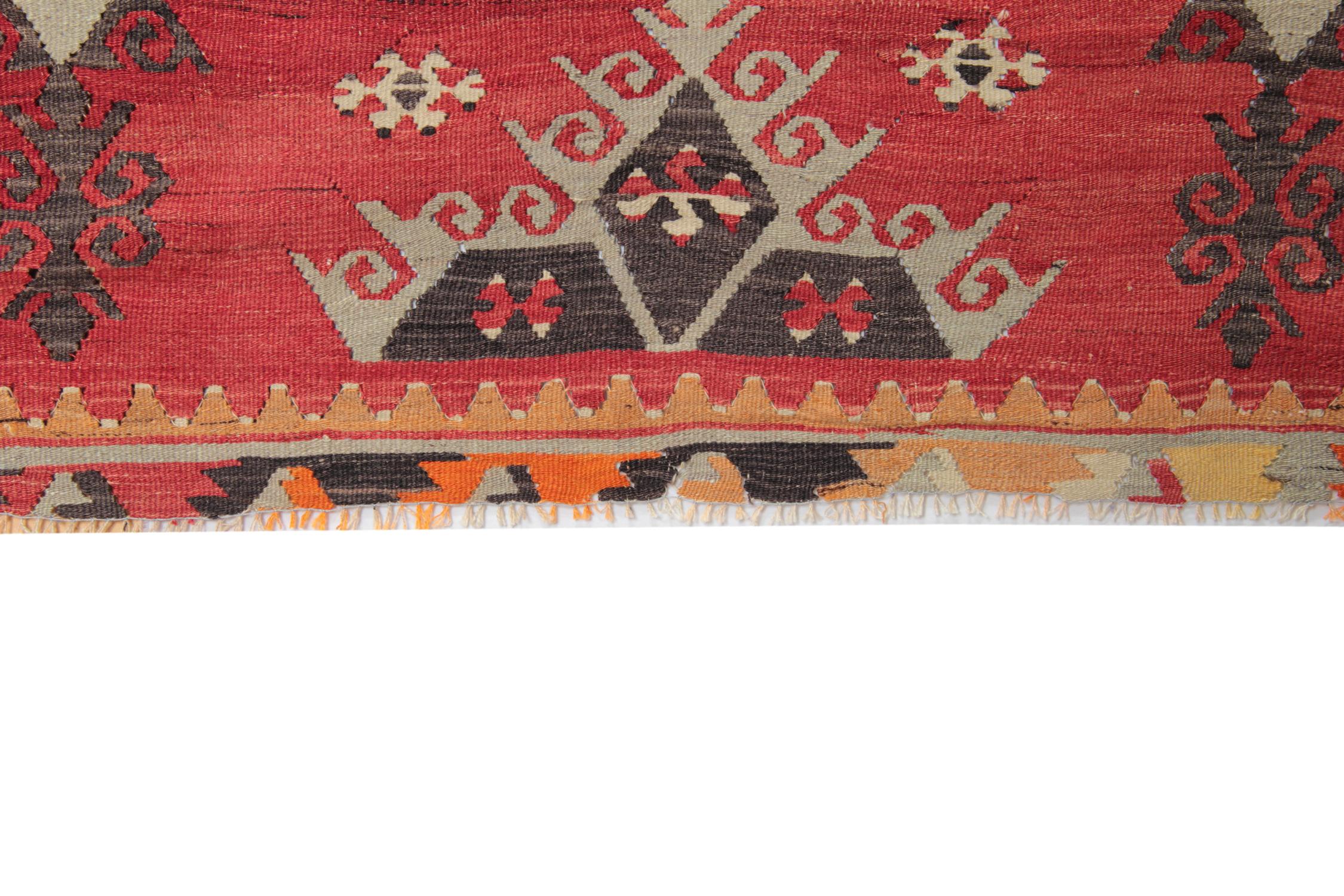 Antique Rugs, Turkish Kilim Rug, Sarkisla Handmade Carpet Rugs for Sale In Excellent Condition In Hampshire, GB