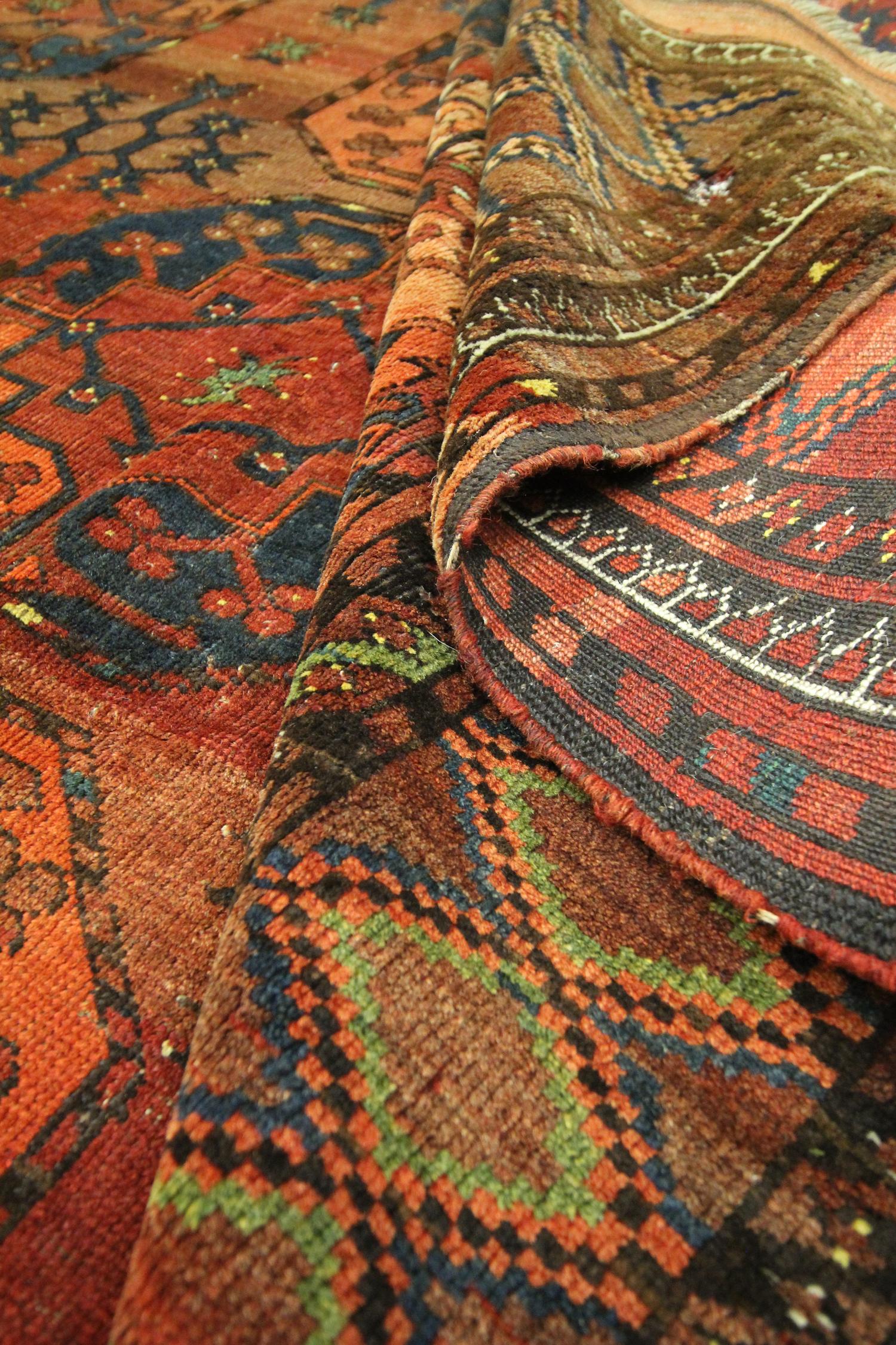 Antique Rugs Turkmen Original Ersari Handwoven Wool Area Rug For Sale 7