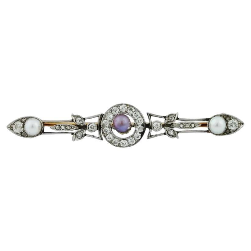 Antiguo broche ruso de oro de 14 quilates con diamantes y perlas naturales