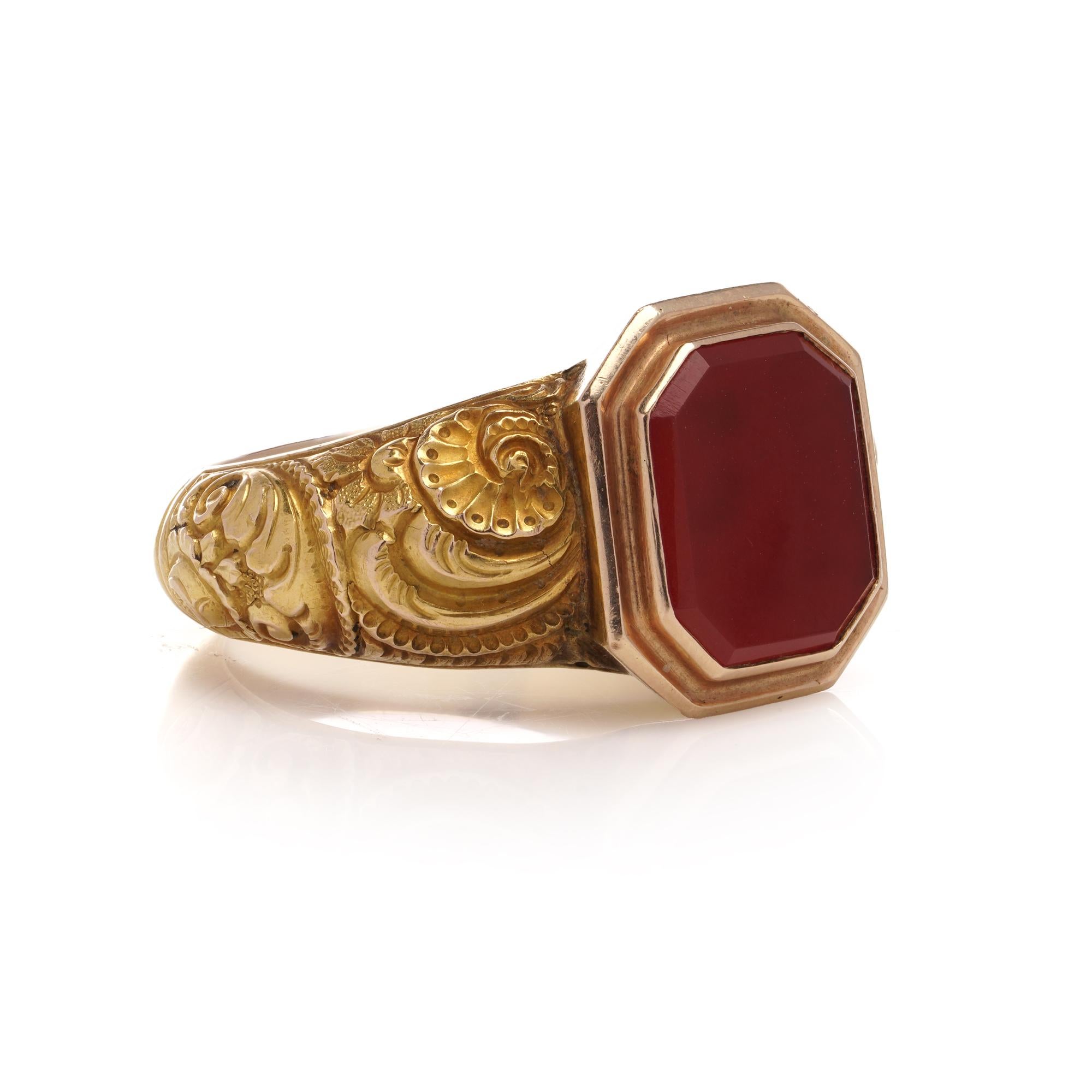 Antique Russian 14kt. yellow gold Carnelian signet large size men's ring For Sale 3