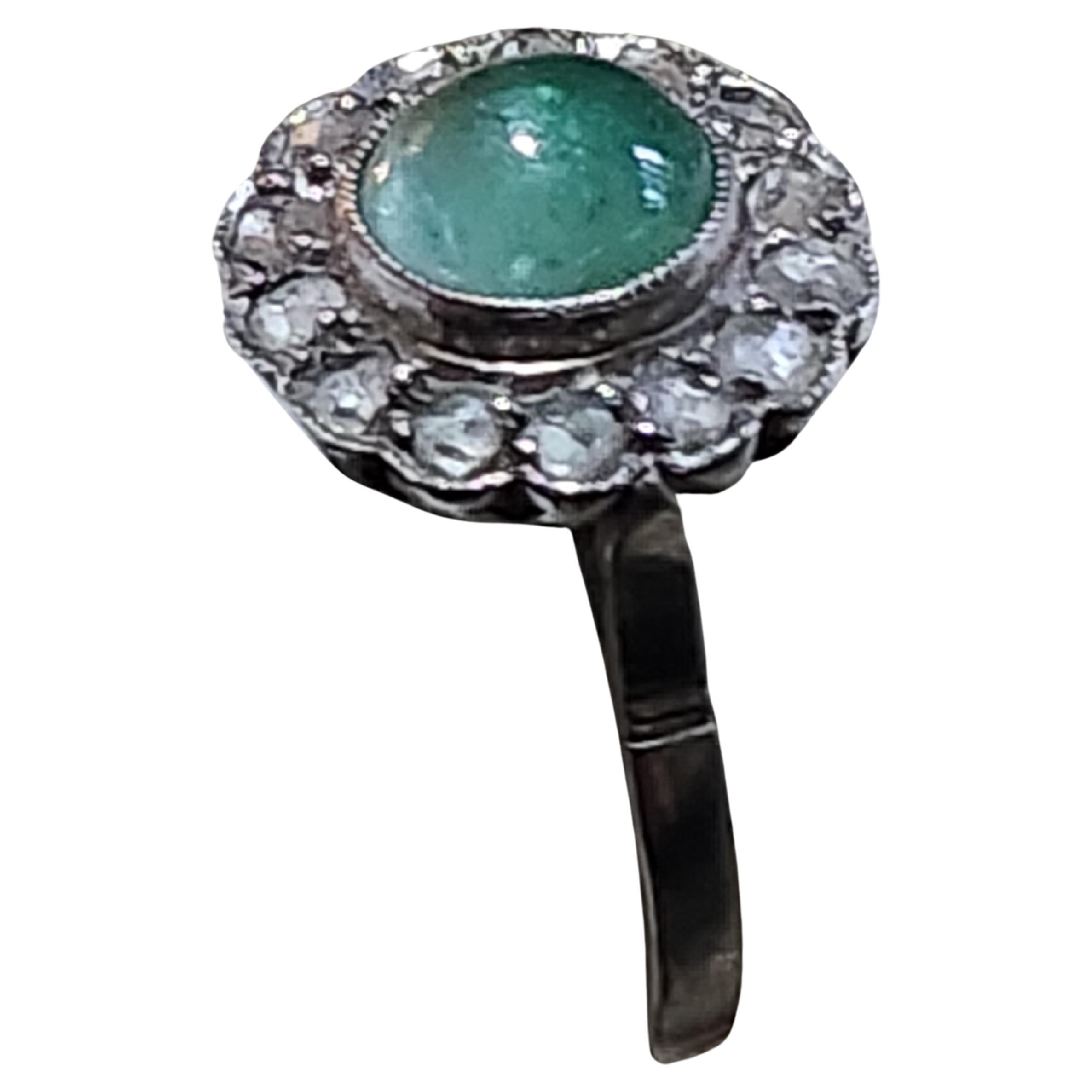 Antiker russischer 1,5 Karat Smaragd Platin Ring im Angebot 2