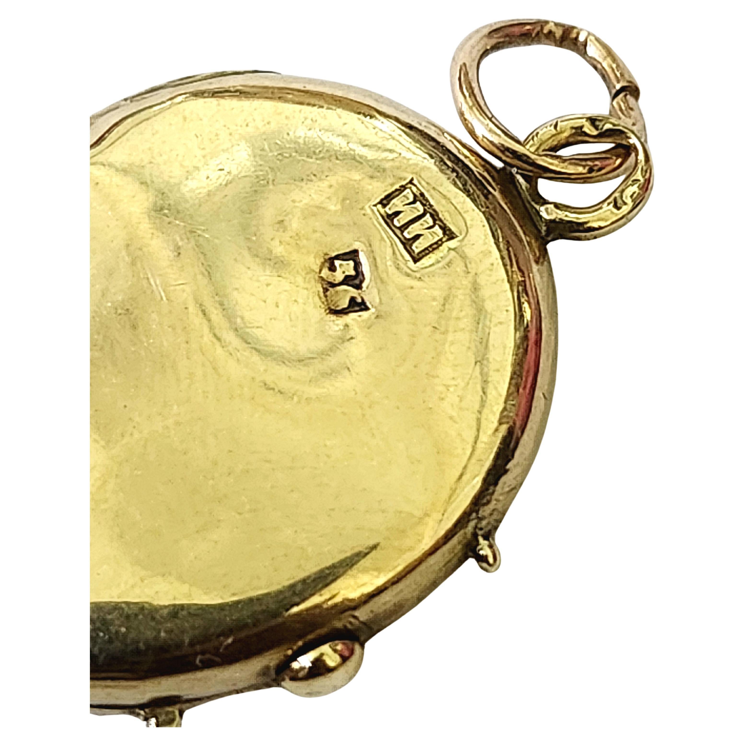 Antico ciondolo russo in oro del 1800 in vendita 1