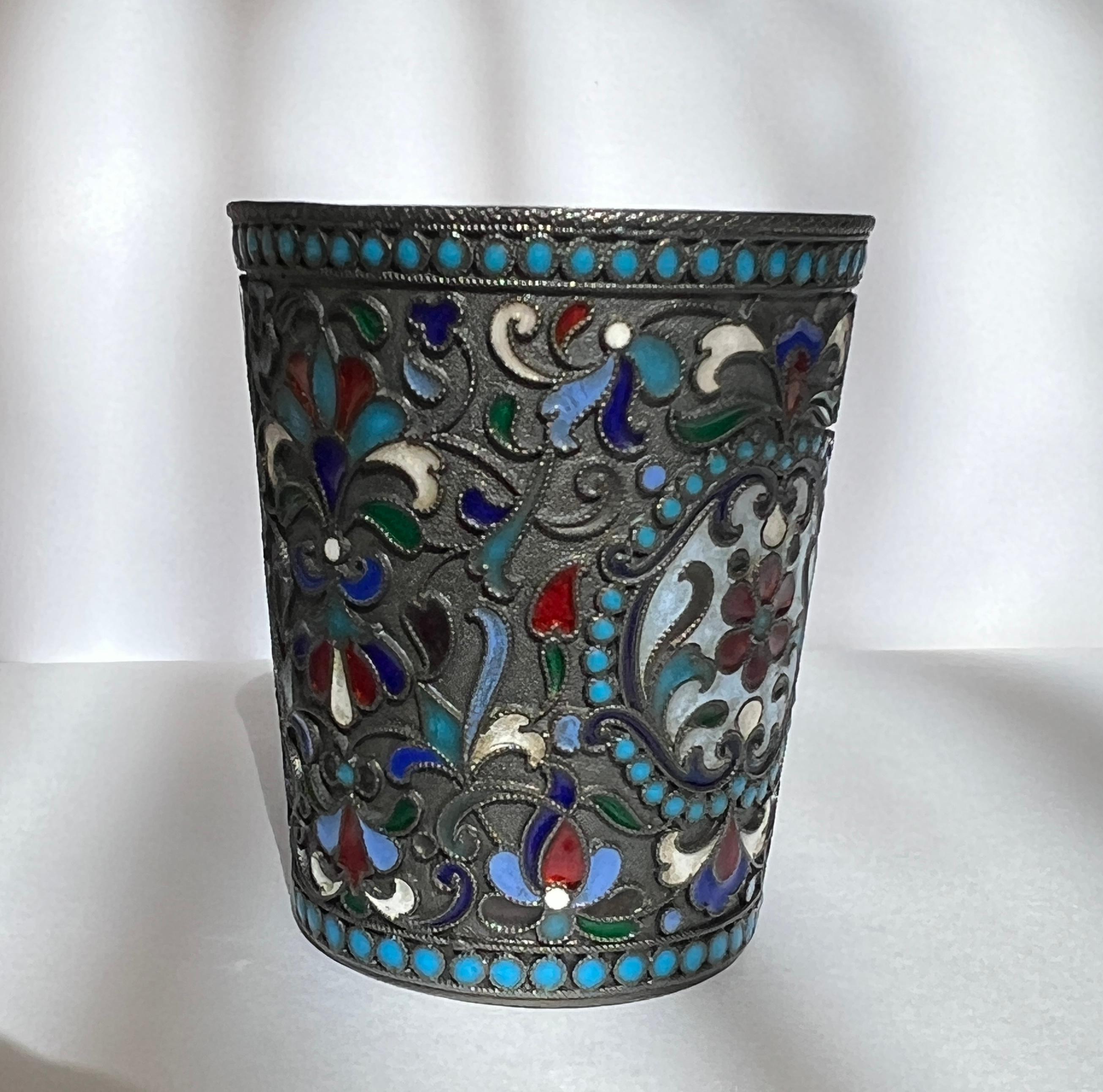 da uomo o donna Antica coppa russa in argento dorato e smalto cloisonné 84. in vendita