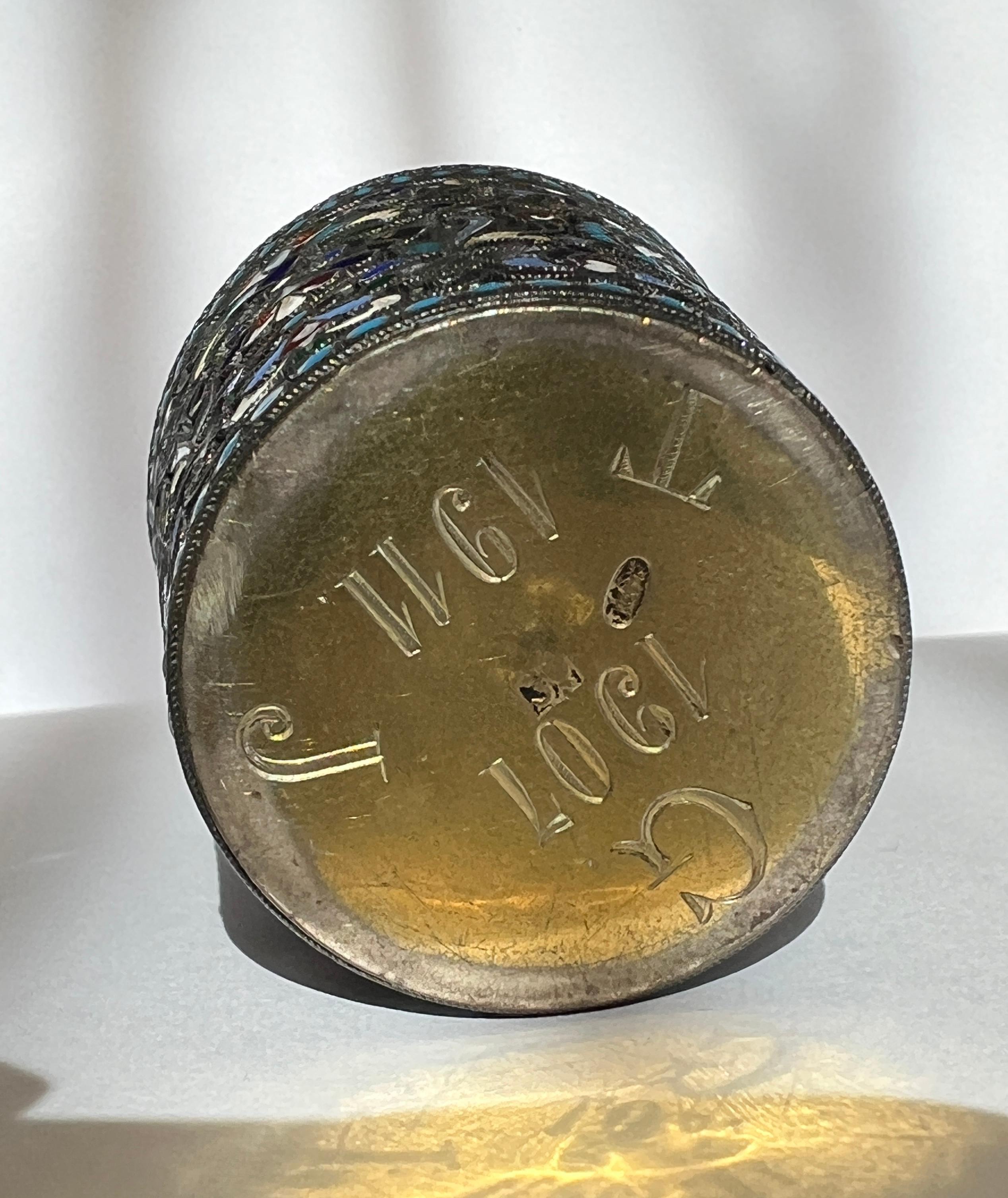 Antica coppa russa in argento dorato e smalto cloisonné 84. in vendita 2