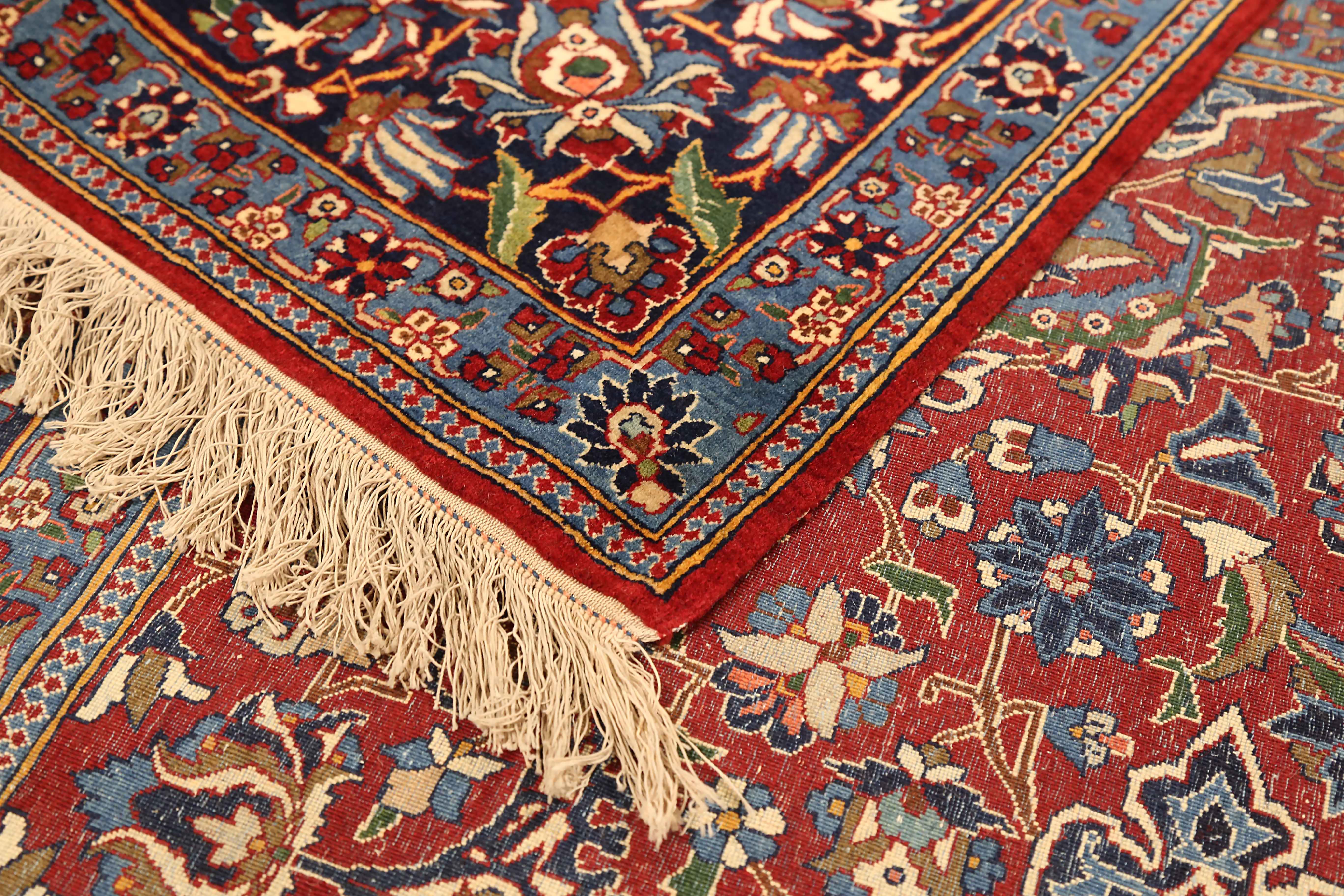 Persian Antique Area Rug Naien Design For Sale