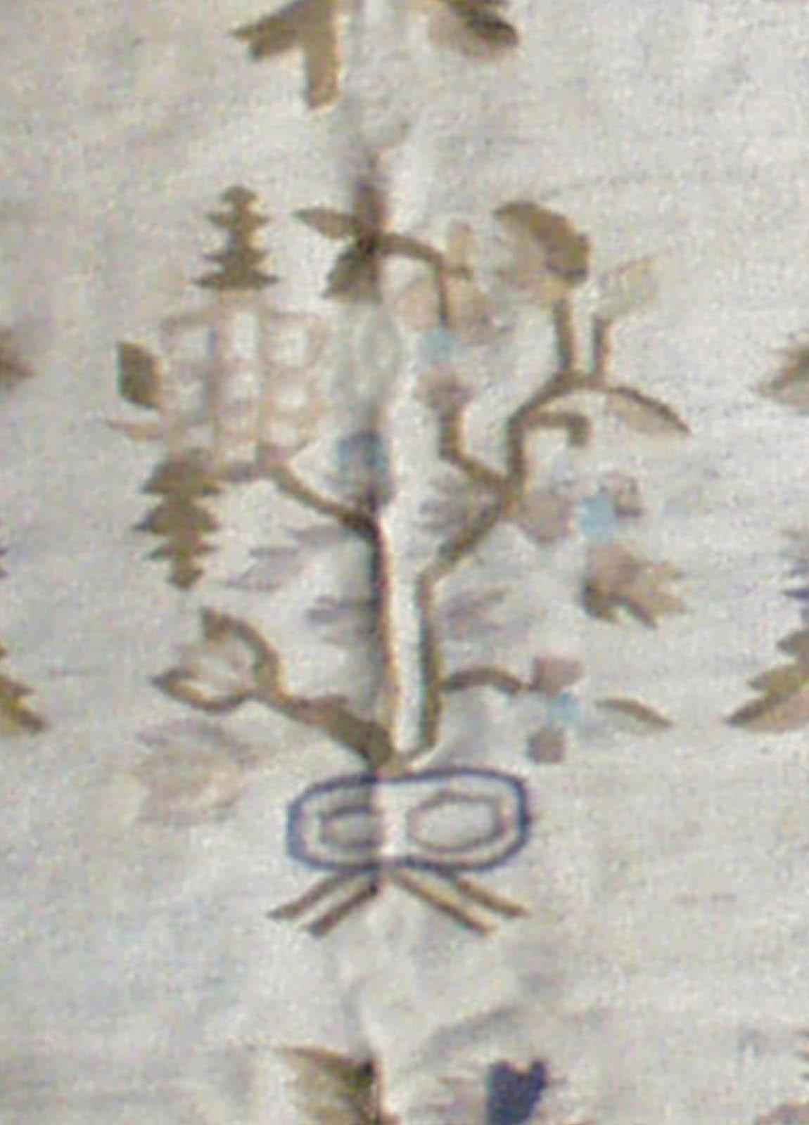 Antique Russian Bessarabian botanic white background rug
Size: 5'8