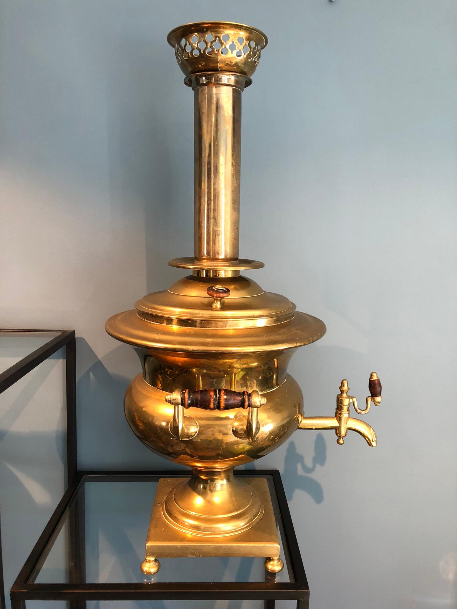 Antique Russian Brass Samovar 19th Century “Ivan Pushkov v Danilove” For Sale 1