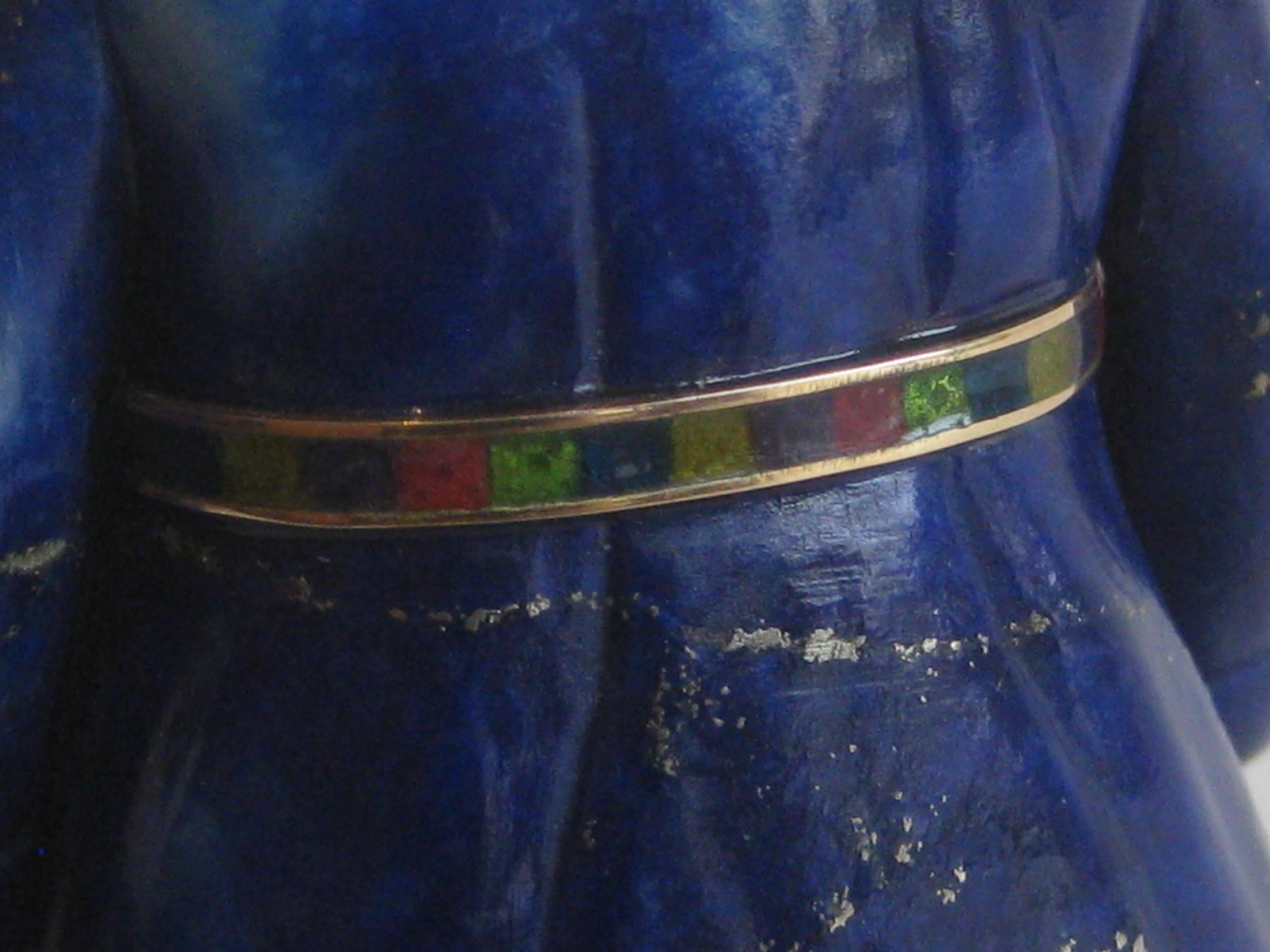 Russische geschnitzte Coachman-Figur aus 18 Karat Gold-Emaille und Lapis Lazuli, nach Fabergé im Angebot 3