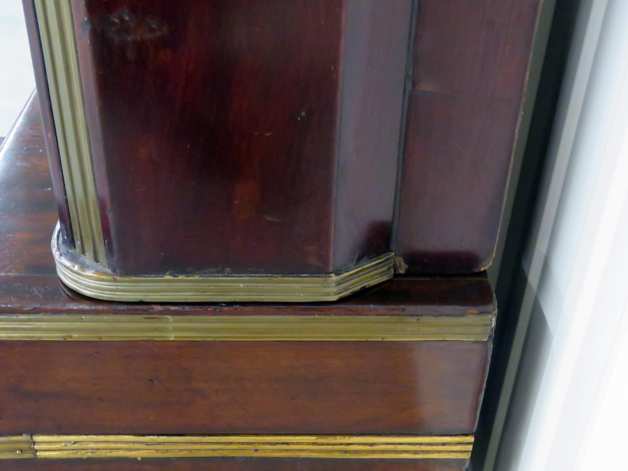 C1880s Antique Mahogany Russian Brass Inlaid Cheval Dressing Mirror In Good Condition In Swedesboro, NJ