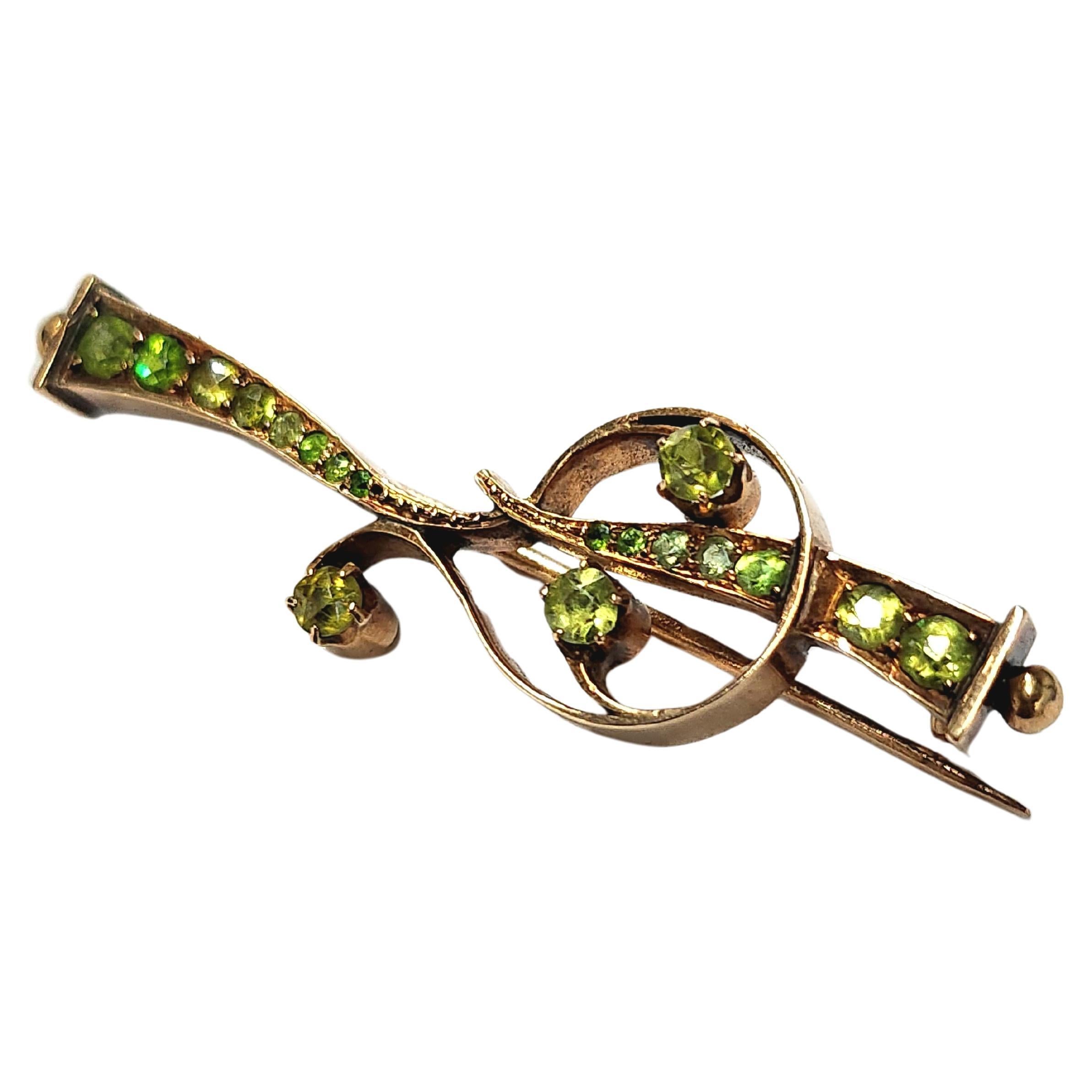 Antique Russian Demantoid Gold Brooch In Good Condition For Sale In Cairo, EG
