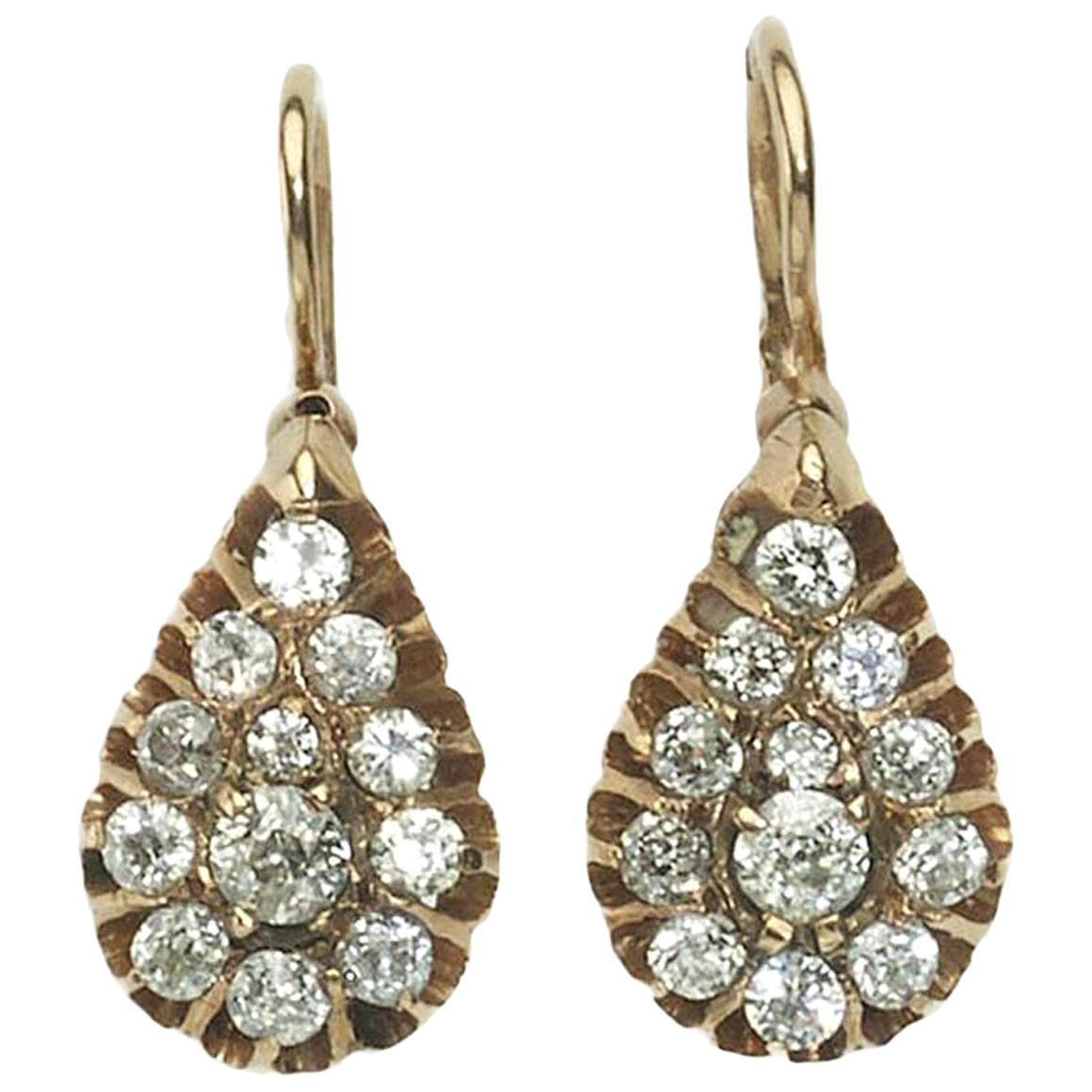 Boucles d'oreilles pendantes russes anciennes en or et diamants en vente
