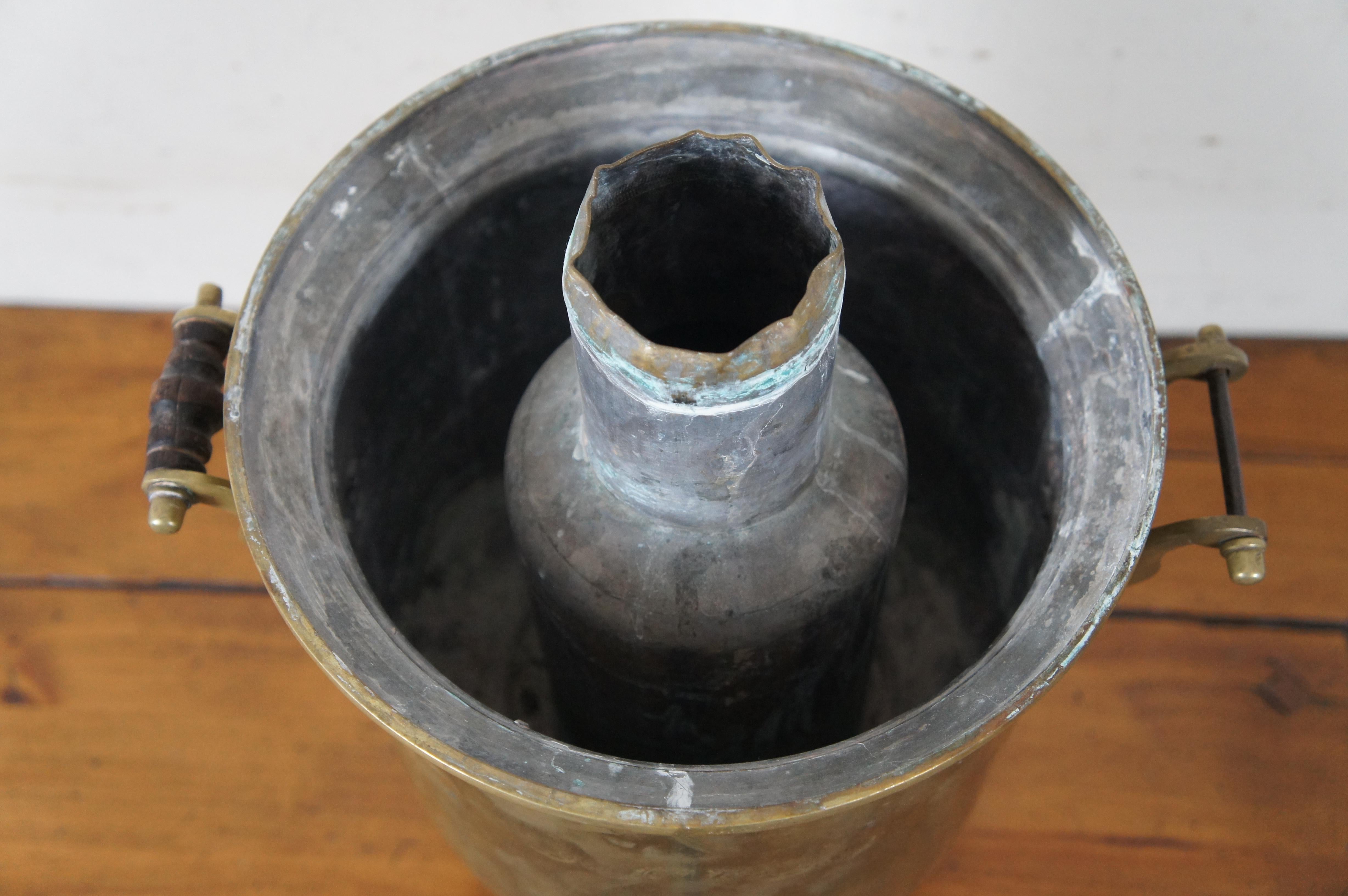 Antique Russian Dovetailed Brass Samovar Water Tea Coffee Urn Dispenser Server In Fair Condition In Dayton, OH