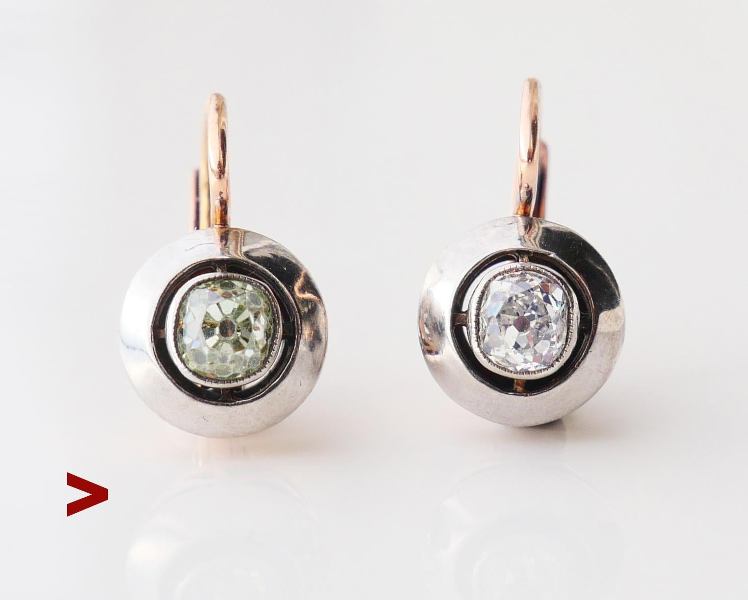 Ein Paar alte russische Diamantohrringe mit faltbaren Haken aus den 1900er - 1910er Jahren.

Alte Anfang des 20. Jahrhunderts russischen kaiserlichen 56 Standard-Punzen auf beiden, Prüfung der Stadt Tiflis (jetzt Tiflis, Georgien) Metall getestet