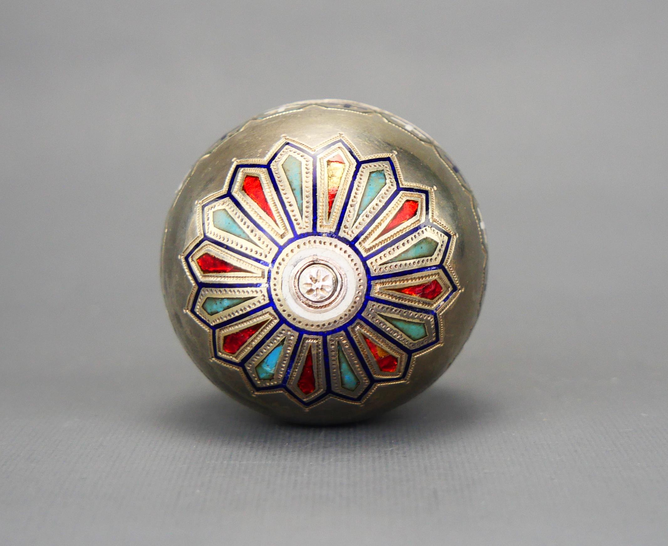 Oeuf de Pâques russe ancien A.Bragin 88 en argent et émail champlevé / 104gr en vente 1