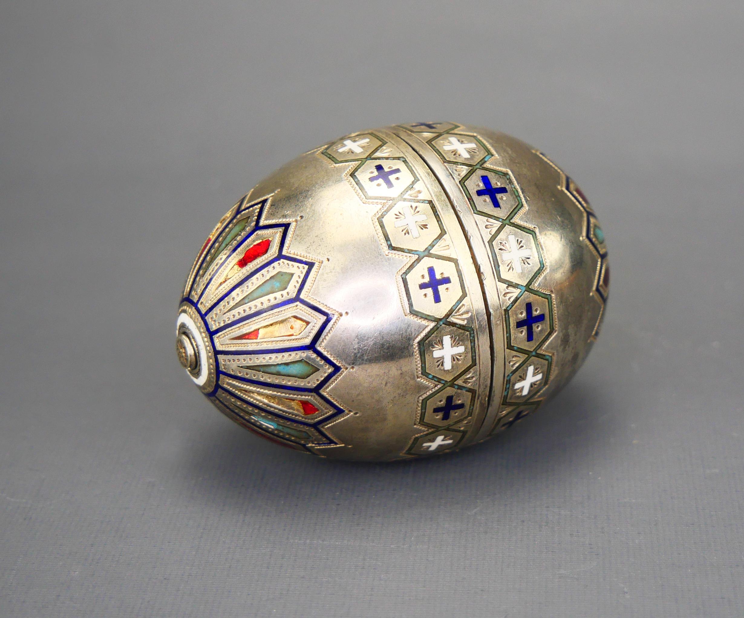 Oeuf de Pâques russe ancien A.Bragin 88 en argent et émail champlevé / 104gr en vente 3