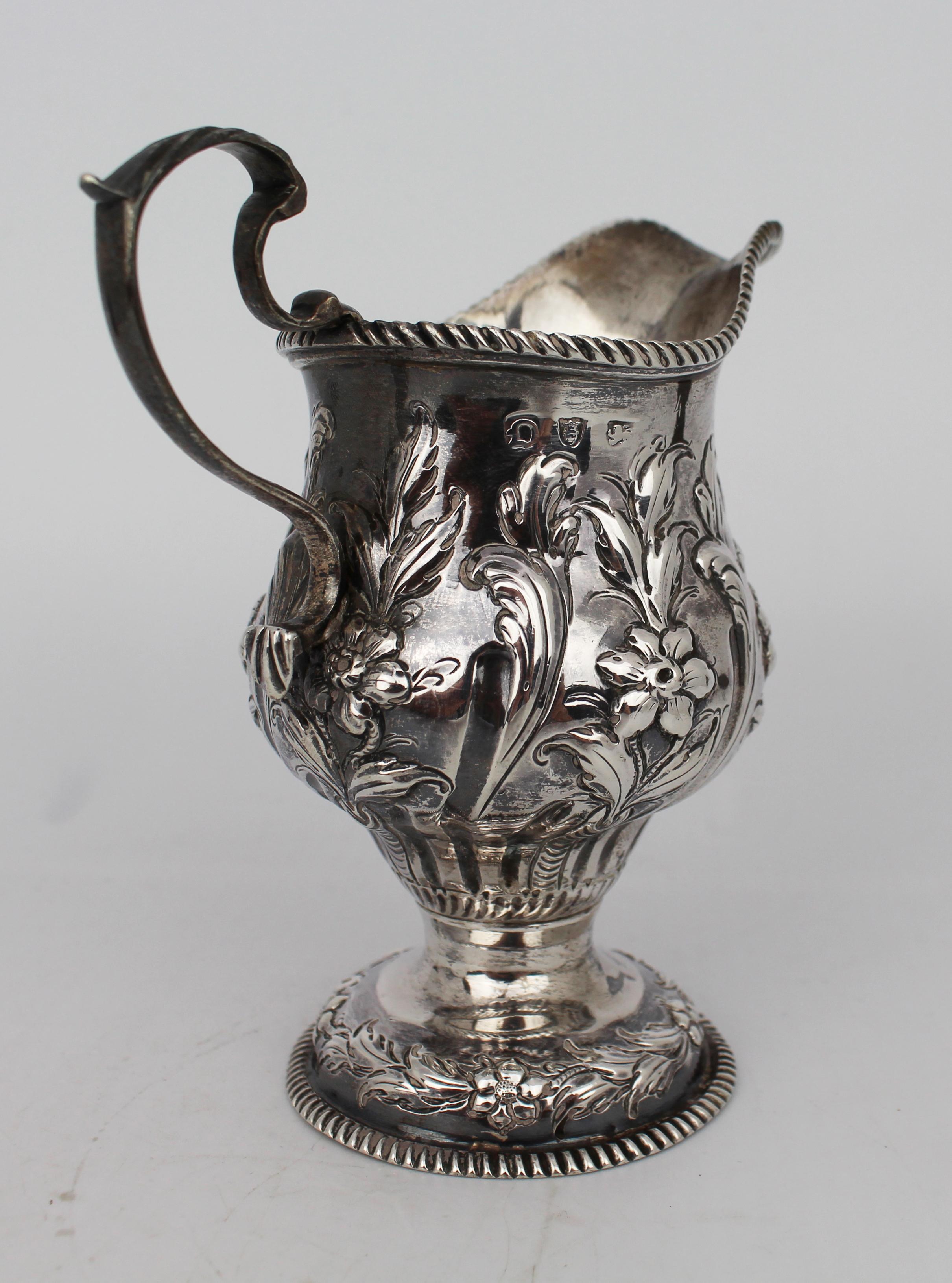 18th Century English Georgian Solid Silver Cream Ewer – London, 1759 For Sale 1