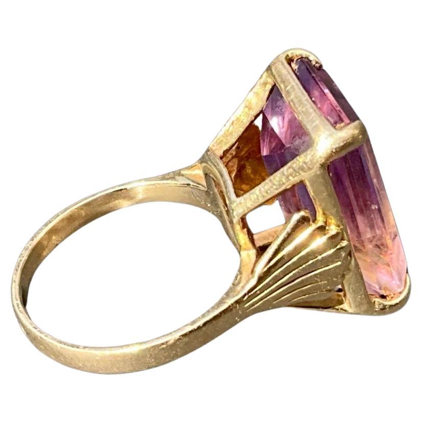 Anillo Ruso Antiguo de Oro y Turmalina Rosa Moderno