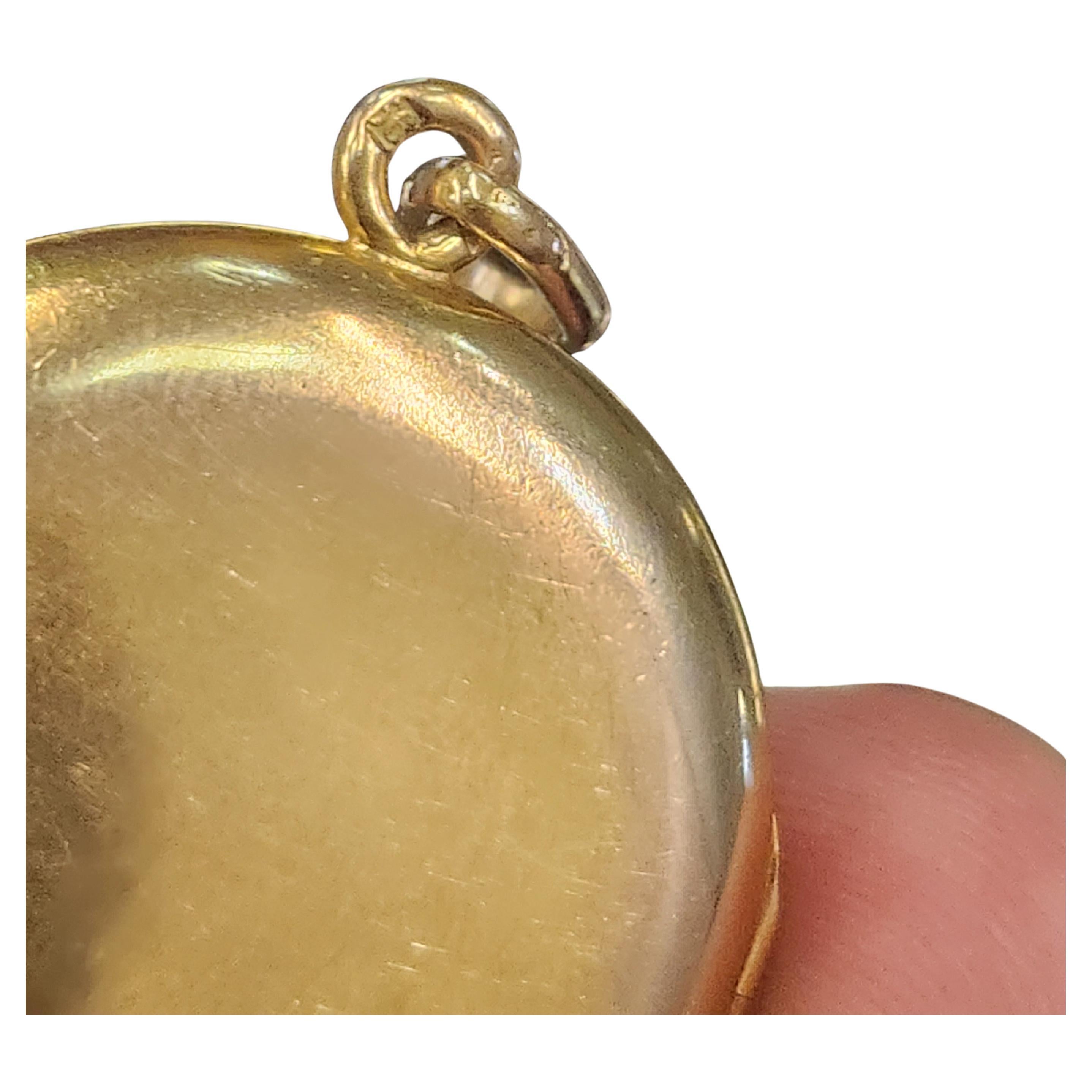 Antique Russian Gold Locket Pendant For Sale 2