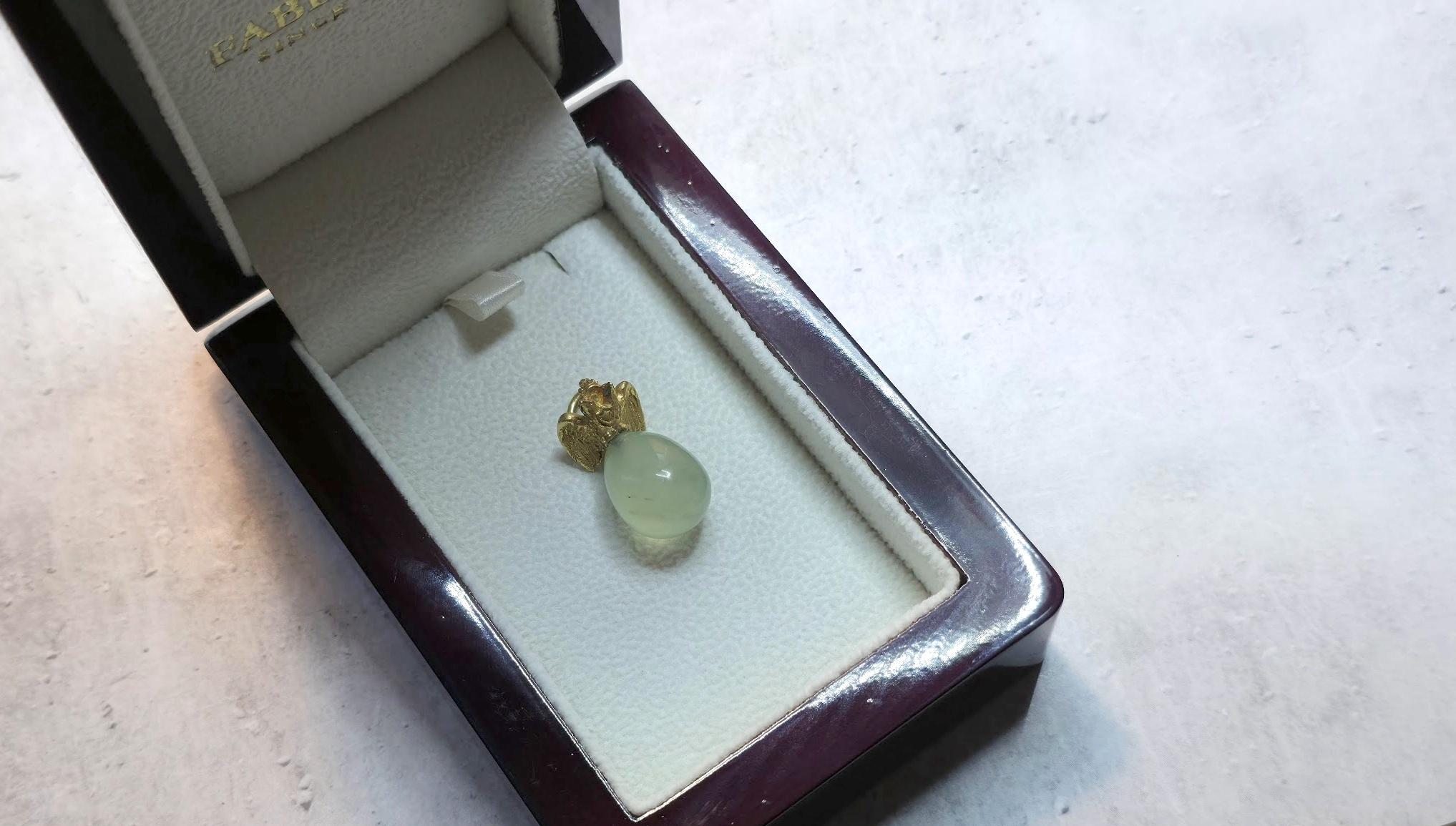 Antiker russischer kaiserlicher Bowenit-Ei-Anhänger von Albert Holmström im Angebot 5