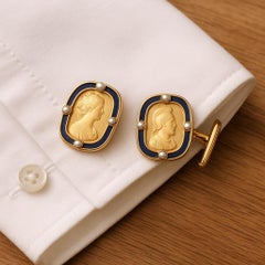 Boutons de manchette russes impériales anciens en argent doré, émail et perles d'eau douce