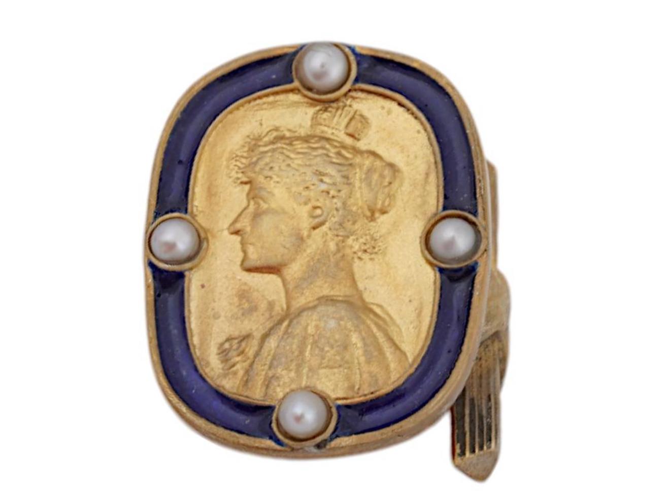 Round Cut Antique Russian Imperial Gilt Silver Cufflinks Enamel Freshwater Pearl For Sale