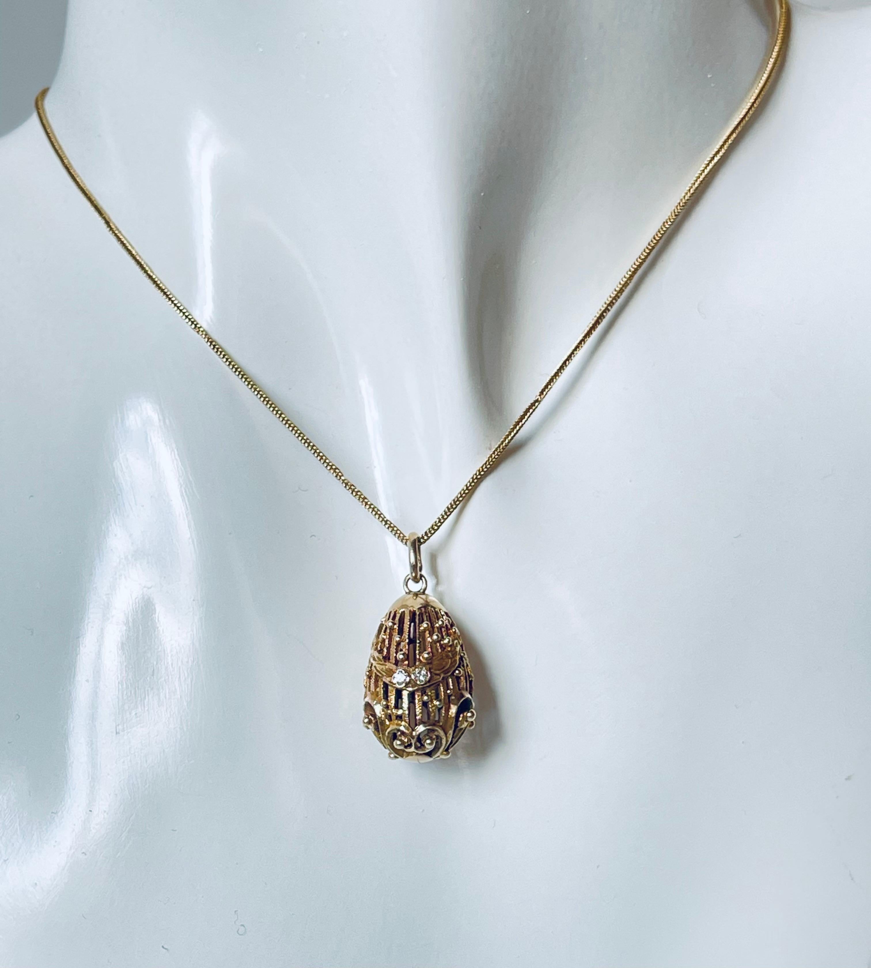 Antiguo Colgante de Huevo de Diamante de Oro Imperial Ruso en Bueno estado para la venta en Firenze, IT