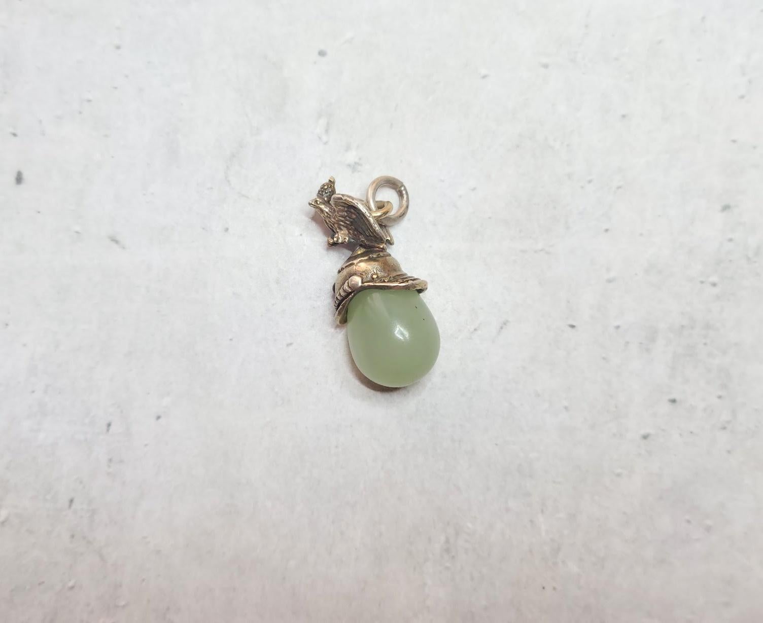 Antique Russian Imperial Helmet Bowenite Egg Pendant by Anders Nevalainen In Excellent Condition In Chesterland, OH