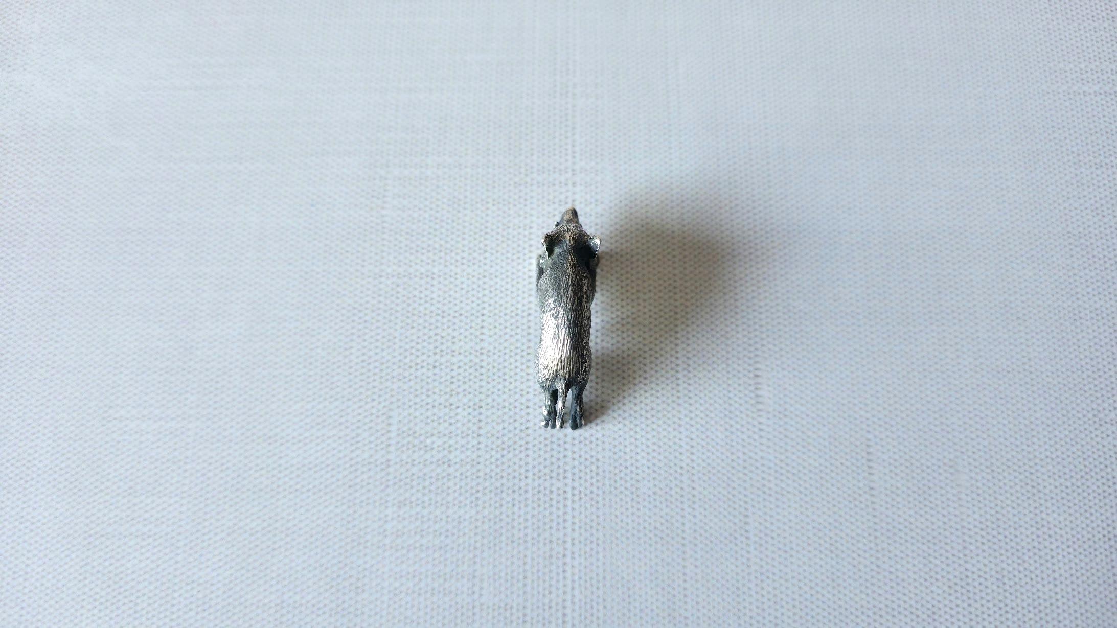 Antico mini cinghiale d'argento russo imperiale con occhi di rubino di Julius Rappoport In condizioni ottime in vendita a Chesterland, OH