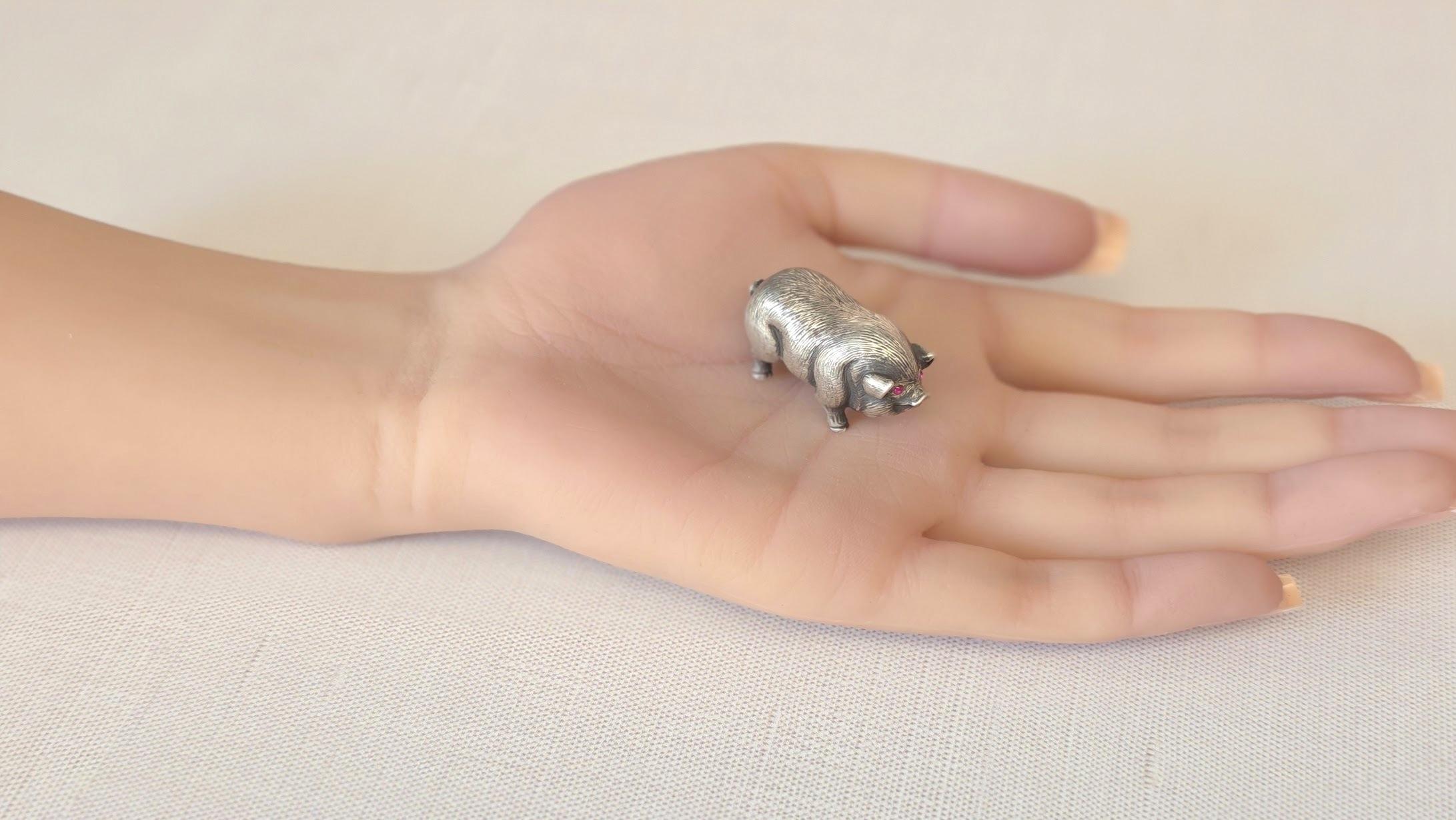 Antico mini maiale d'argento russo imperiale con occhi di rubino di Julius Rappoport in vendita 6