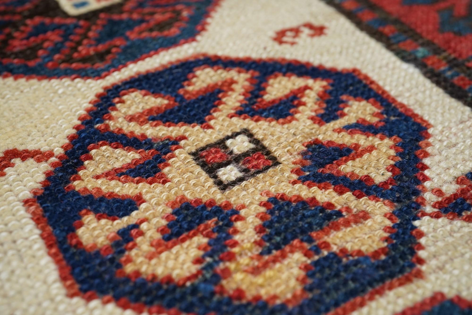 Lana Tappeto Kazak antico 4'2'' x 6'4'' in vendita