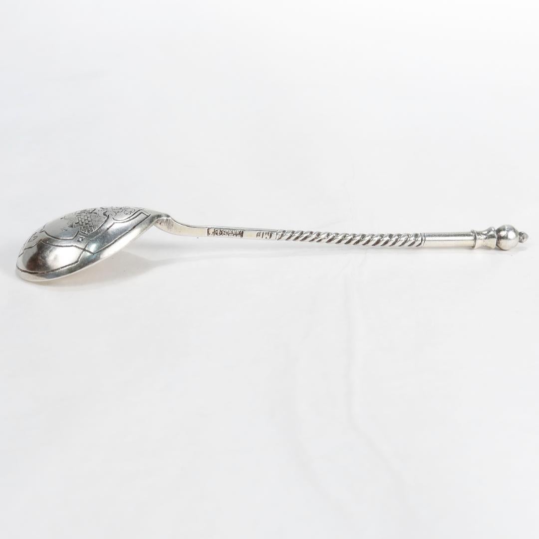 Antiker russischer Niello 84 Zolotnik-Silber-Demitasse-Löffel im Zustand „Gut“ in Philadelphia, PA